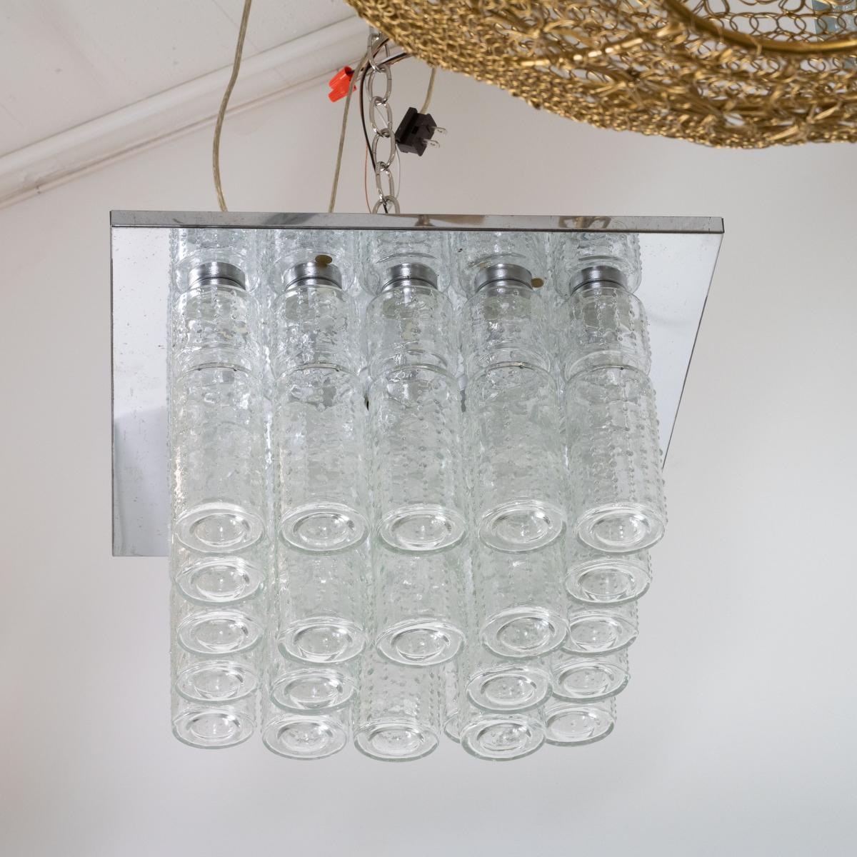 Geformte Glaszylinder-Einbaubeleuchtung von Doria (Mitte des 20. Jahrhunderts) im Angebot