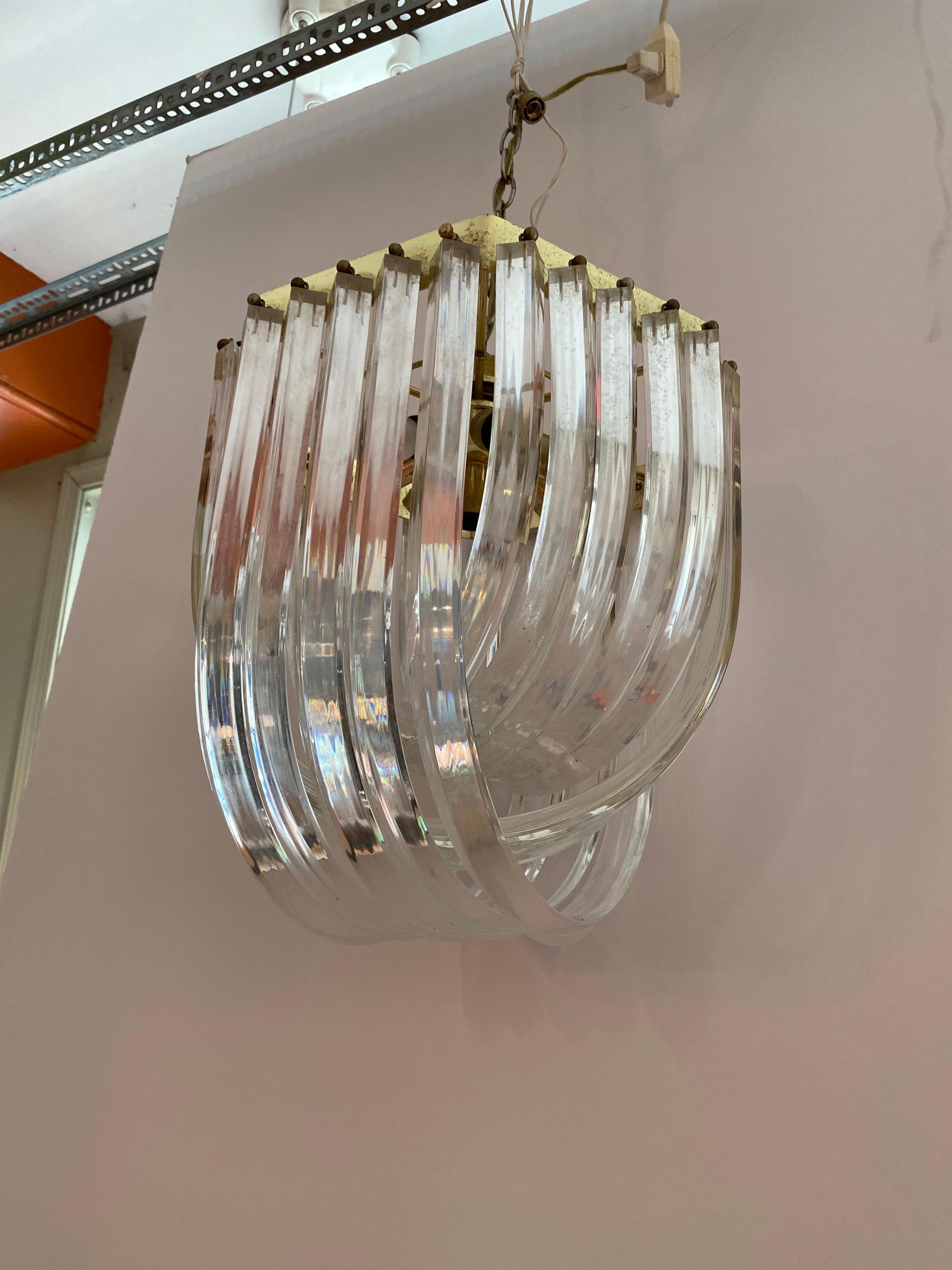Molded Lucite Cascading Fixture In Good Condition In Philadelphia, PA