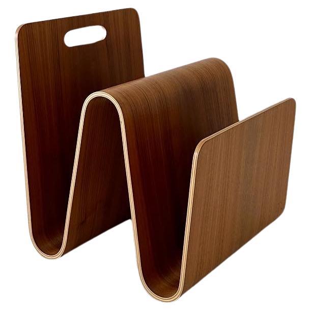 Molded Plywood "W" Magazine Rack in the Style of Alvar Aalto For Sale
