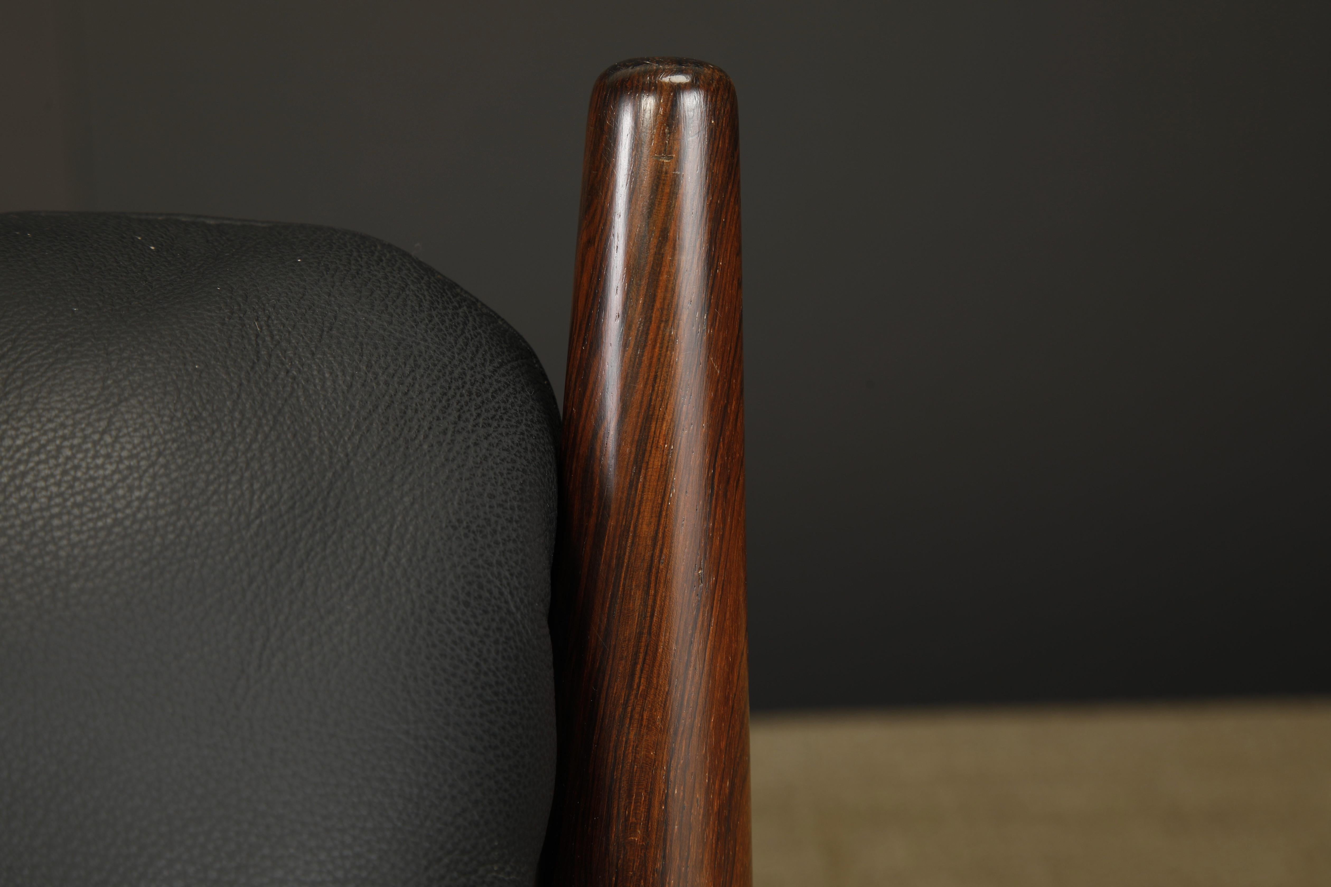 'Mole' Brazilian Rosewood Sofa by Sergio Rodrigues for OCA Brazil, 1960s, Signed For Sale 2