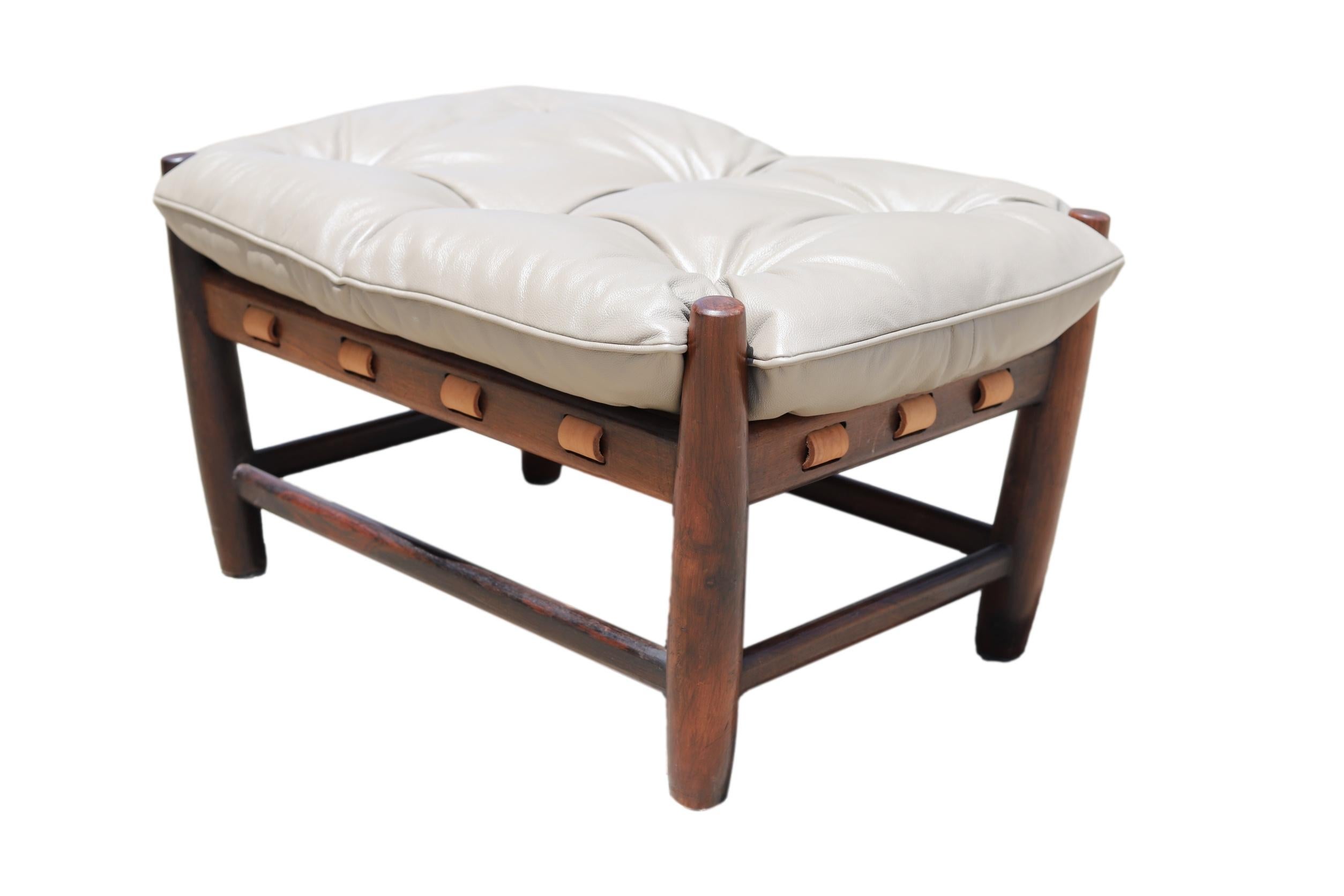 Mid-Century Modern Mole Ottoman, Sergio Rodrigues, Rosewood and Grey Leather For Sale