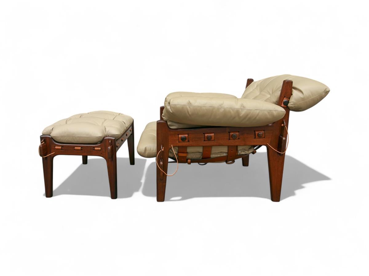 Available today, this Mid-Century Modern “Moleca” Armchair with Stool in Hardwood & Leather by Sergio Rodrigues designed in 1959 is absolutely gorgeous!

The 