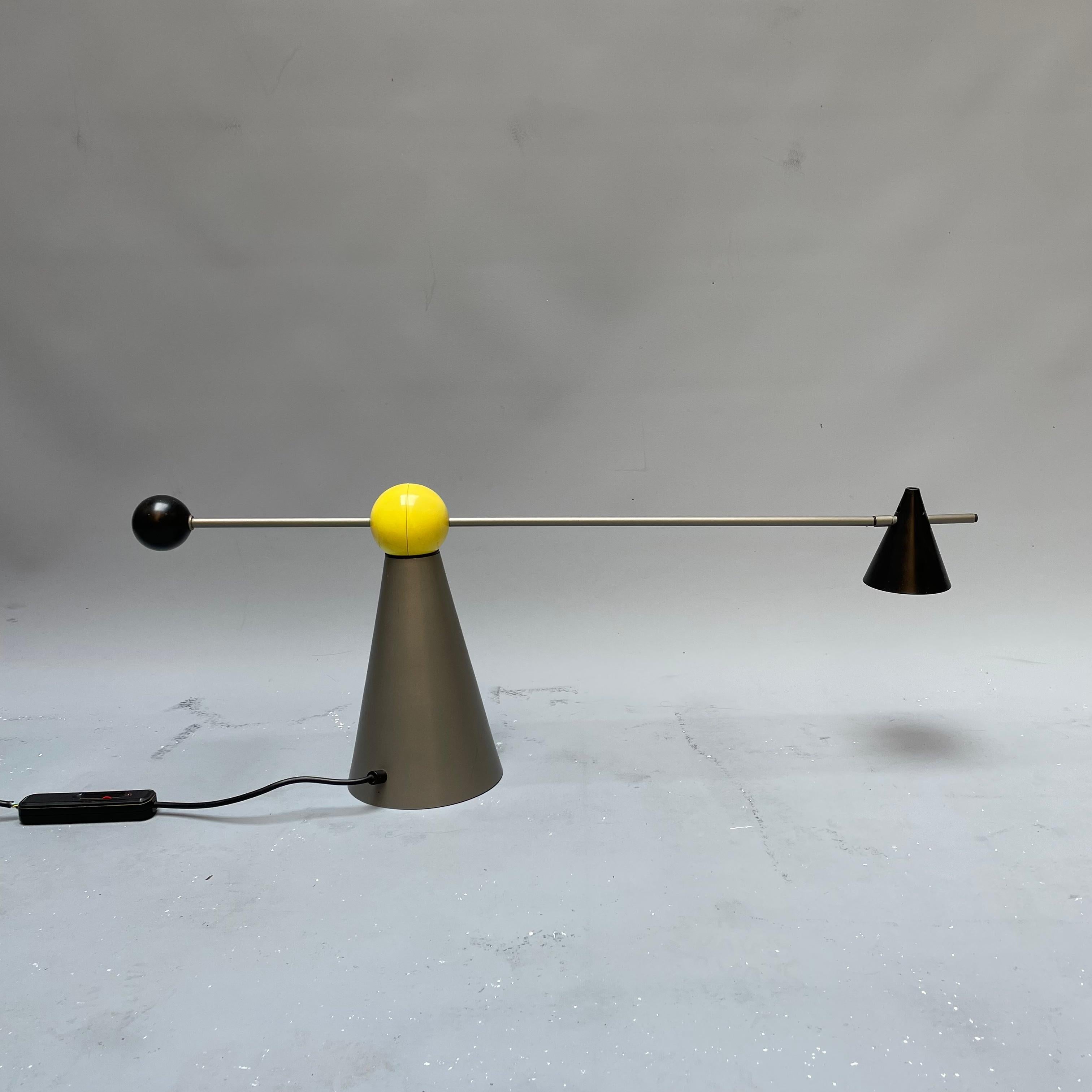 Metal Molecola Table Lamp, Pietro Greppi, Oltreluce Production For Sale