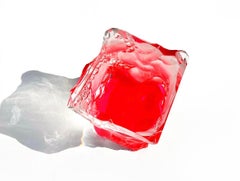 Skulpturaler rosa Plexiglas-Couchtisch „Molecula“ aus dem 21. Jahrhundert, sandgestrahlt