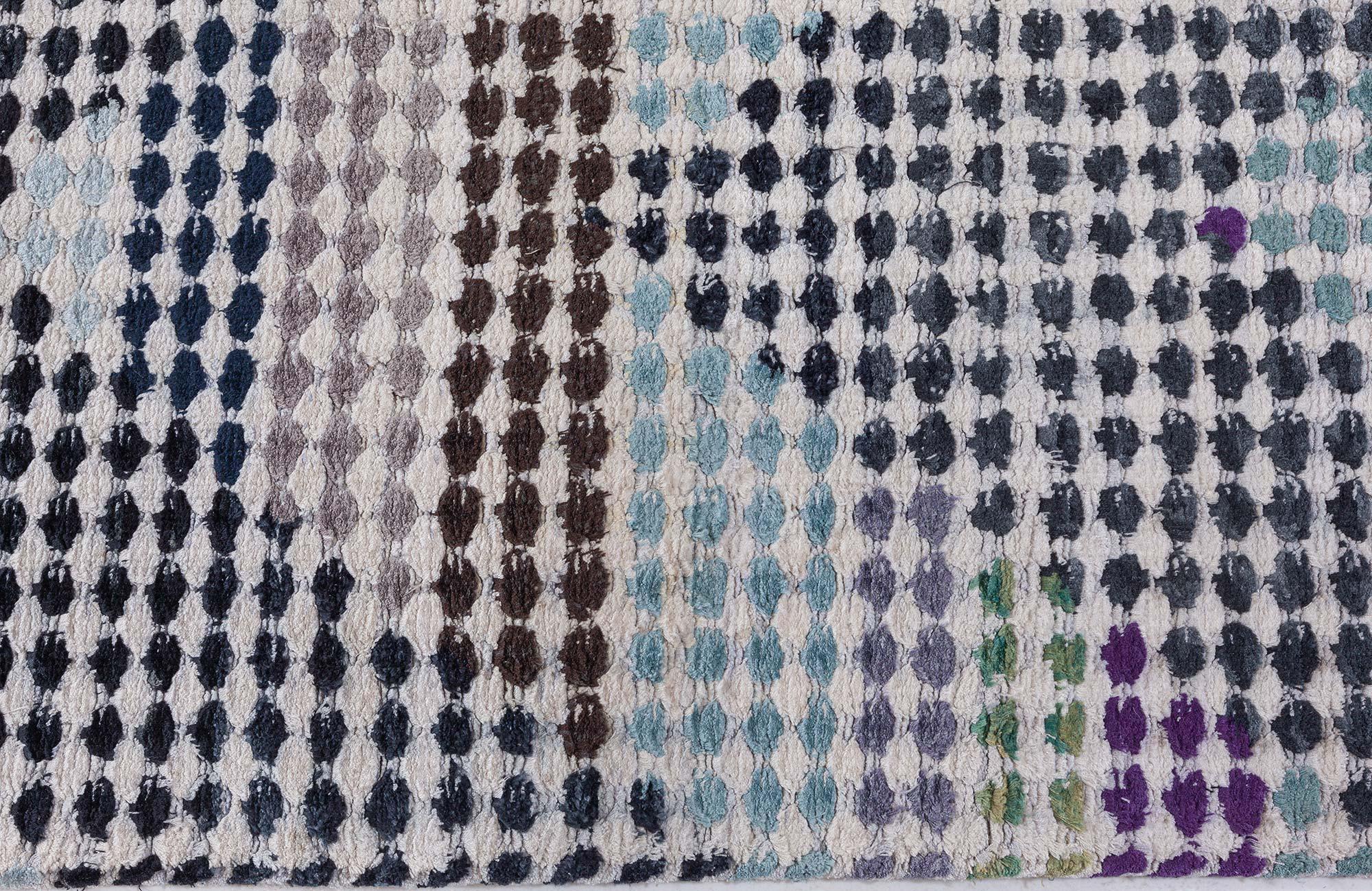 The Moleskin modern wool and silk rug by Doris Leslie Blau
Size: 10'0