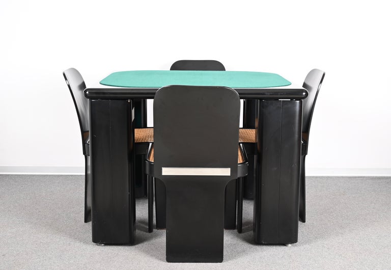 Molinari Black Lacquered Wood Game Table and Chairs for Pozzi Milano Italy 1970s For Sale 1