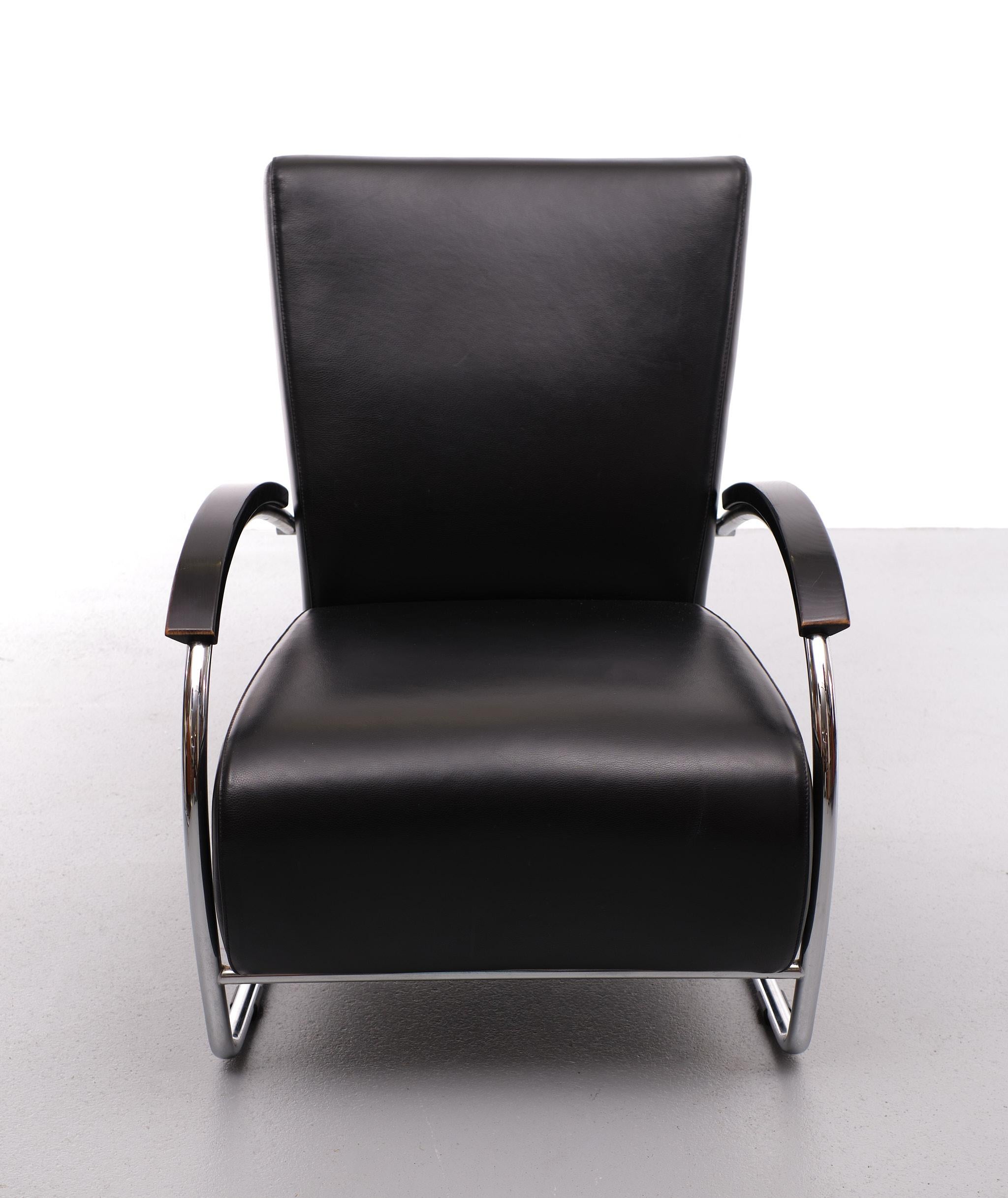 Italian Molinari Black Leather Lounge Chair, Italy