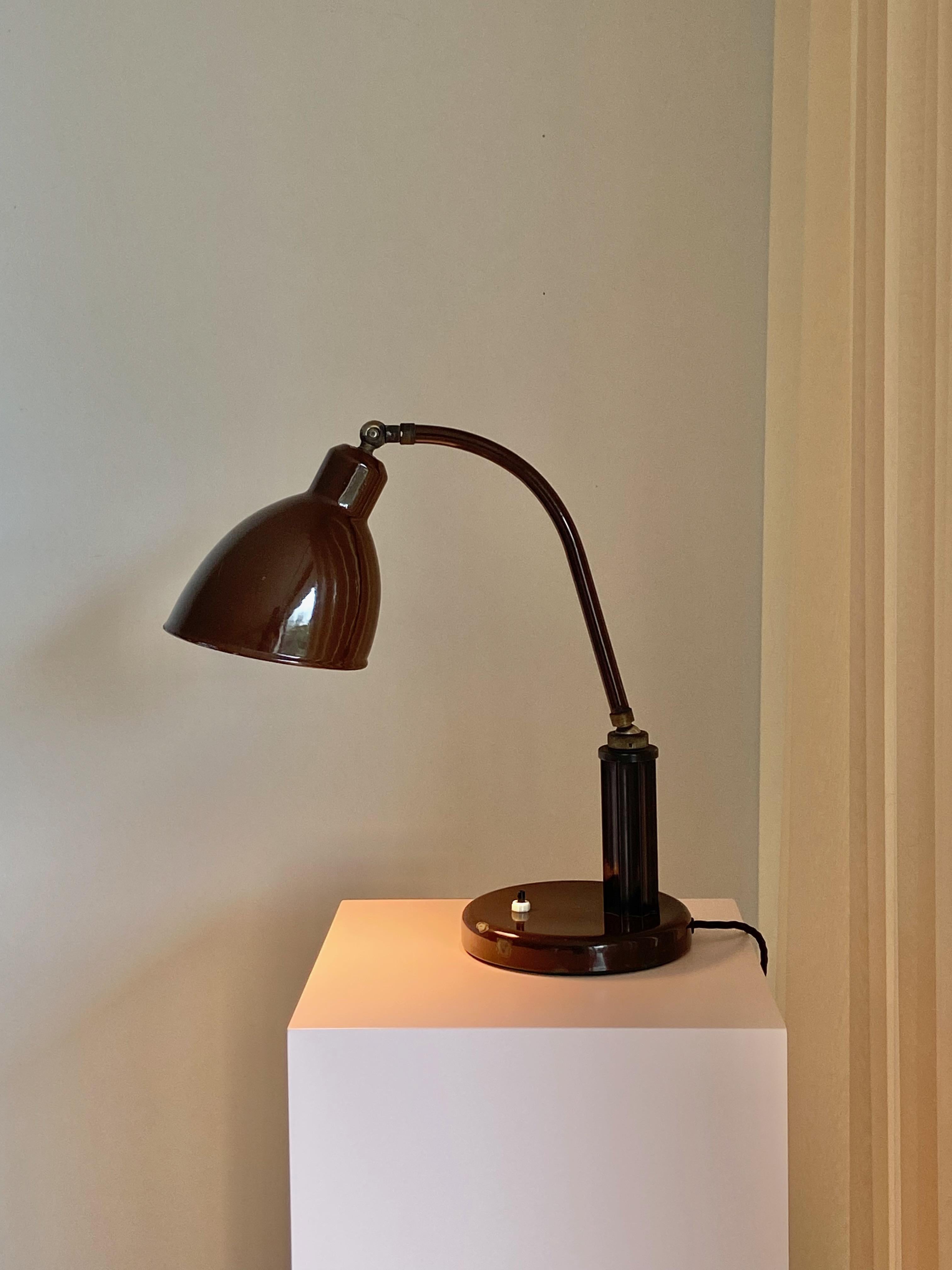 Molitor Grapholux Lamp Brown Enamel and Bakelite Stick by Christian Dell 1930s For Sale 5