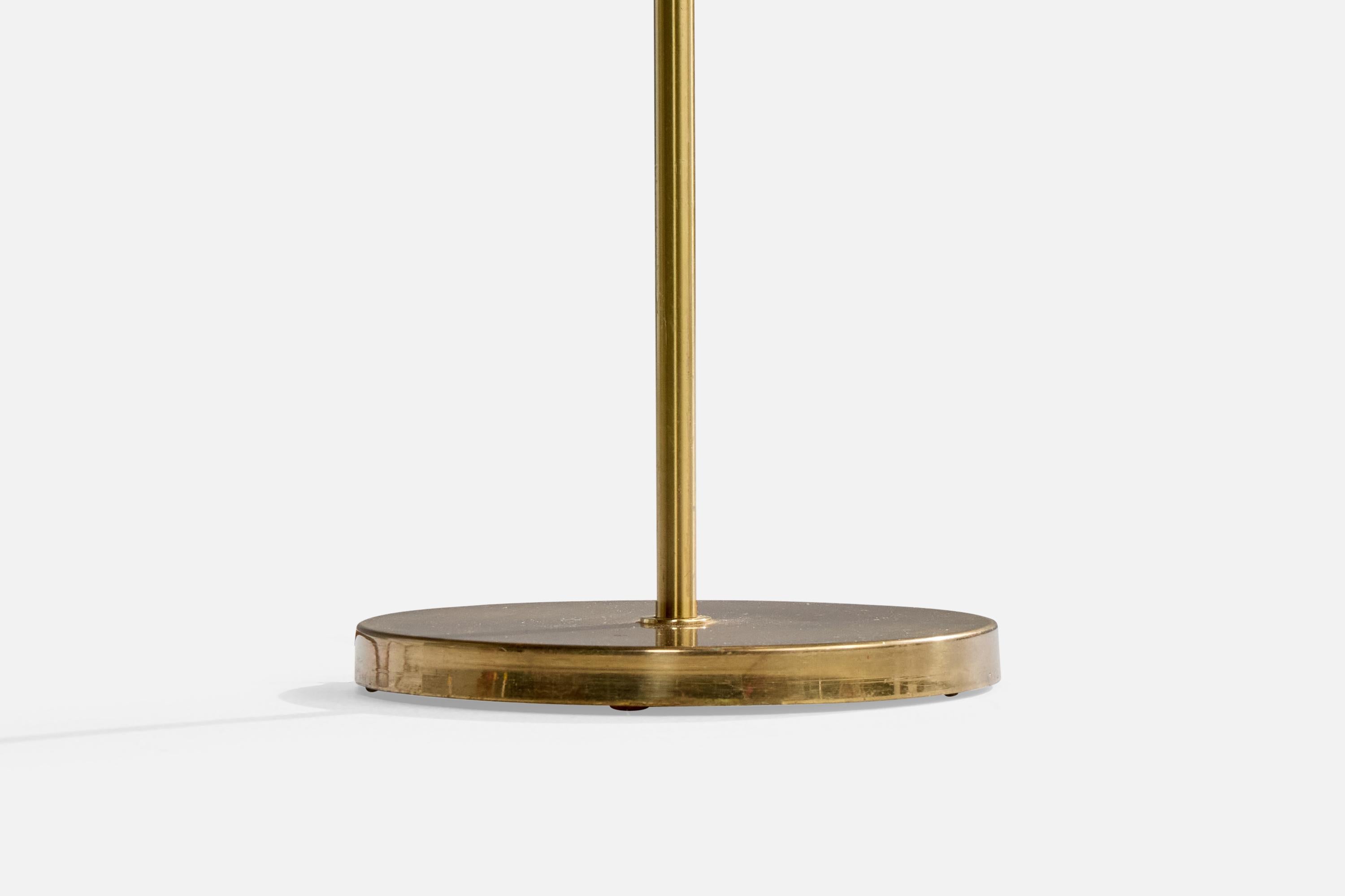 Milieu du XXe siècle Möller Armaturer Eskilstuna, lampadaire, laiton, Fabrice, Suède, années 1950