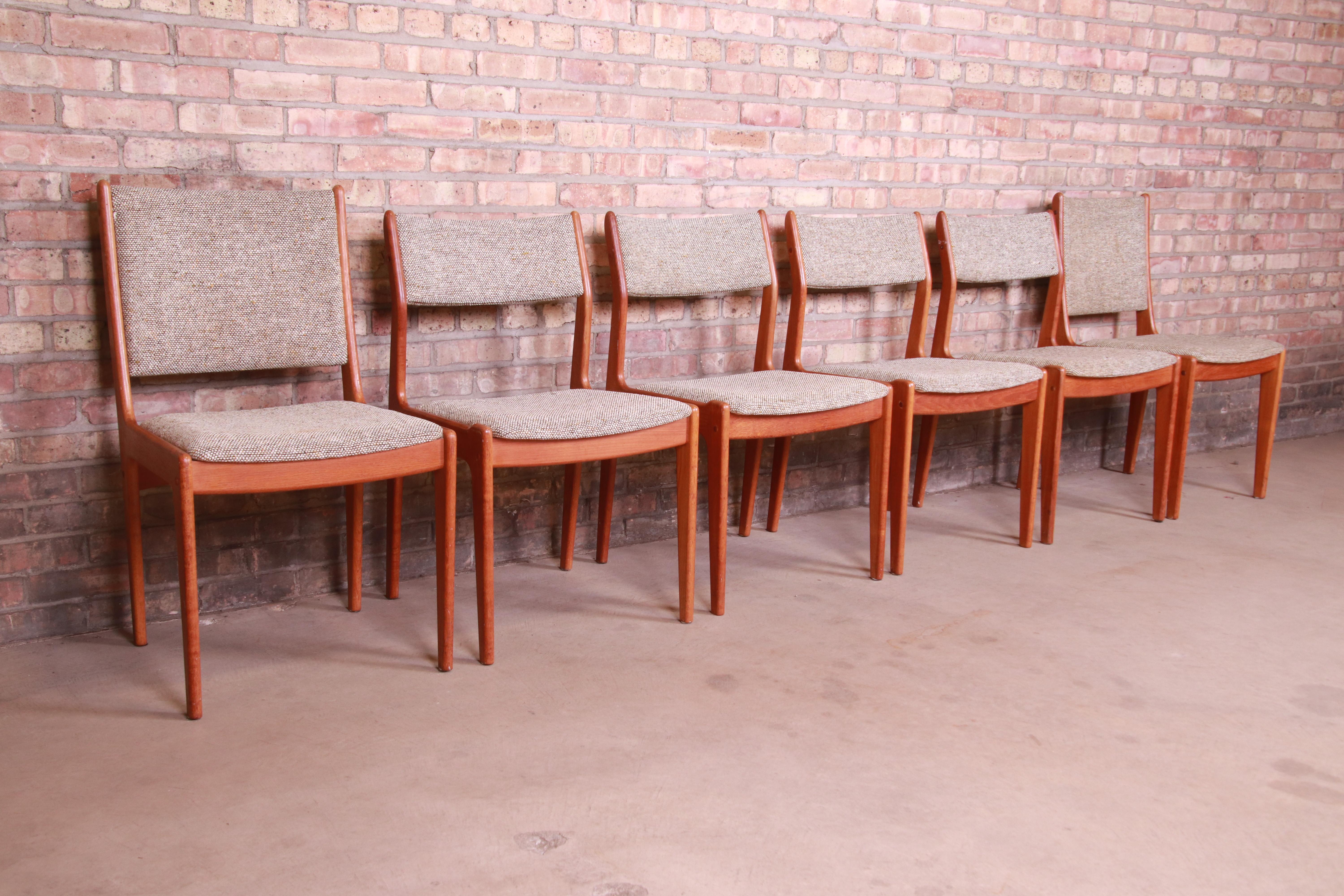 20th Century Moller Style Danish Modern Teak Dining Chairs, Set of Six