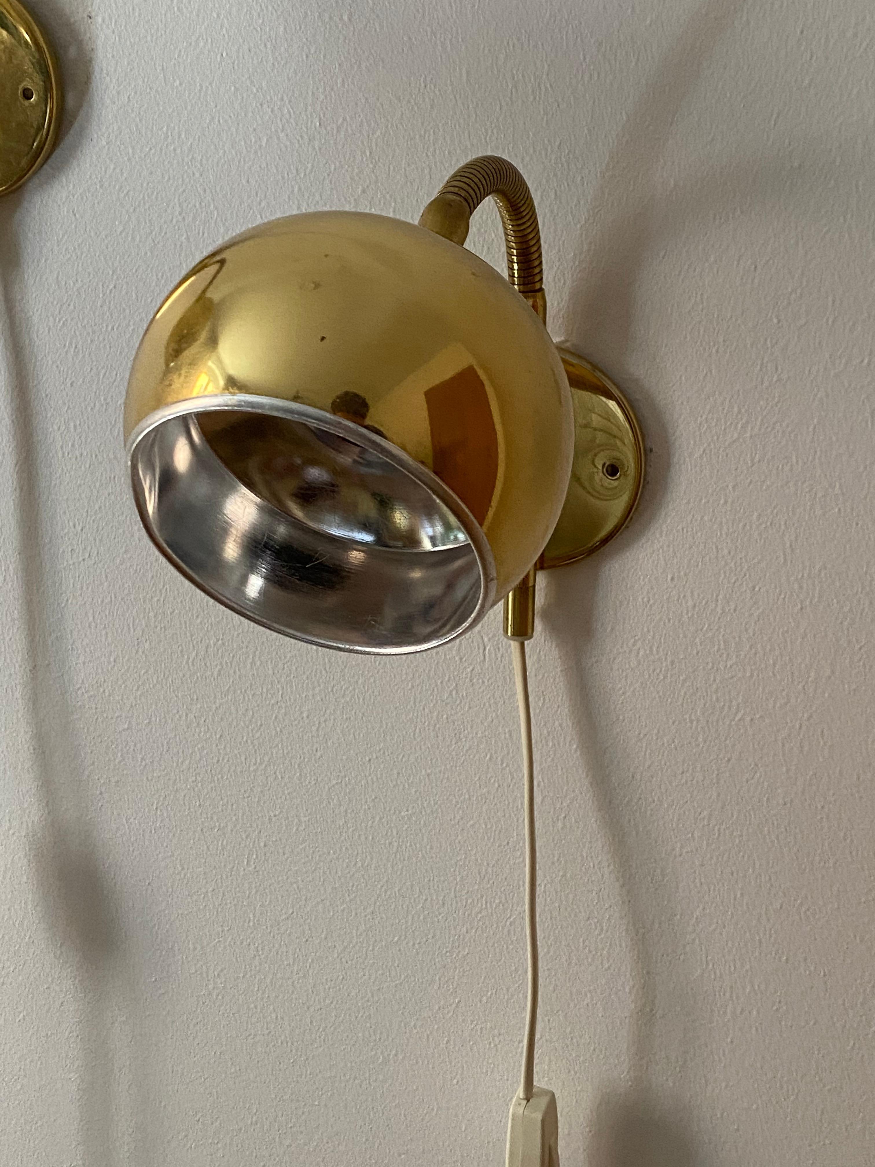 Möllers Armatur Elektriska, Adjustable Wall Lights, Brass, Metal, Sweden, 1970s In Good Condition For Sale In High Point, NC