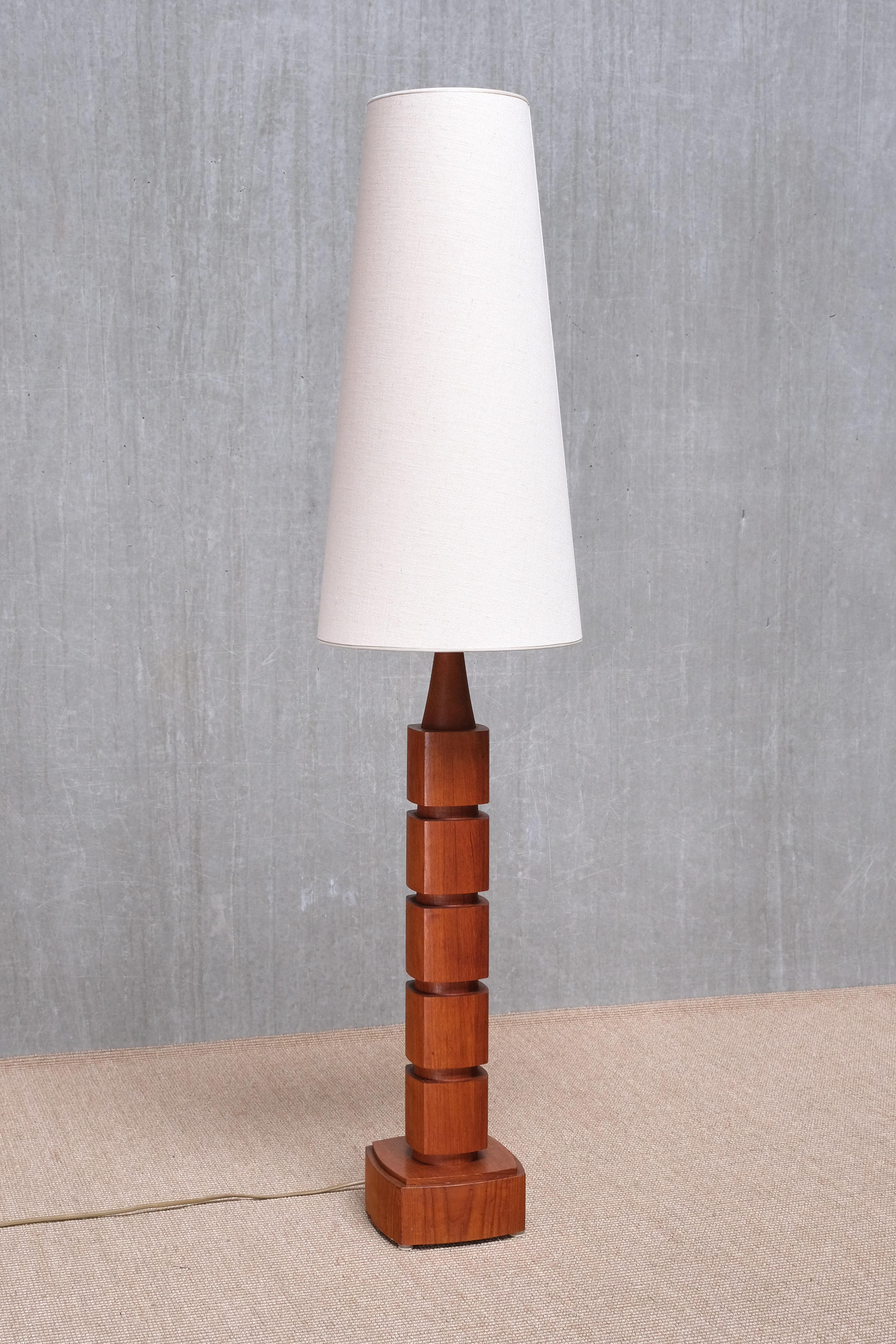 Milieu du XXe siècle Lampadaire Eskilstuna Armaturer en Wood Wood, Suède, années 1960 en vente