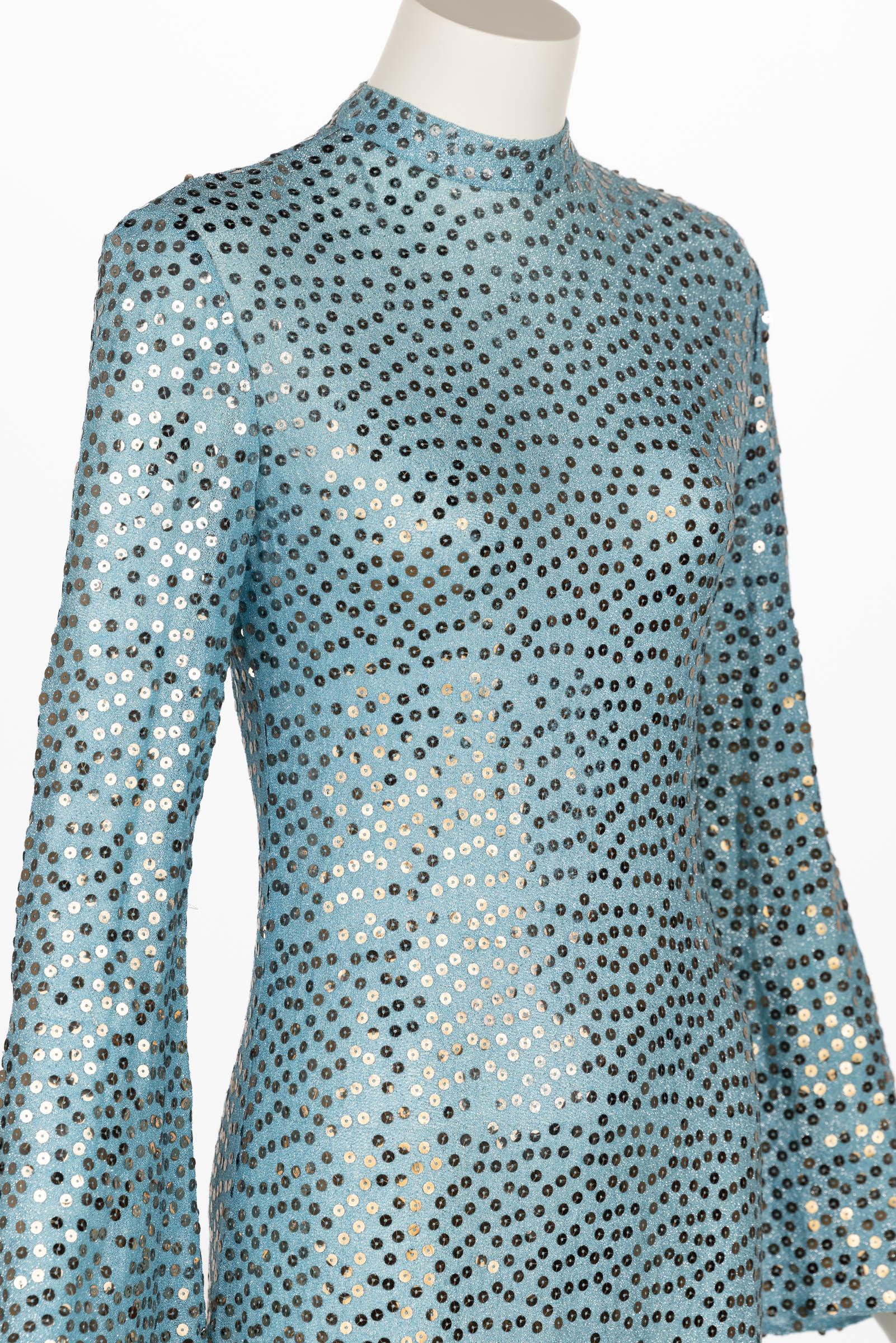 Mollie Parnis Silver Sequin Ice Blue Knit Lame Jersey Dress, 1970s In Excellent Condition For Sale In Boca Raton, FL
