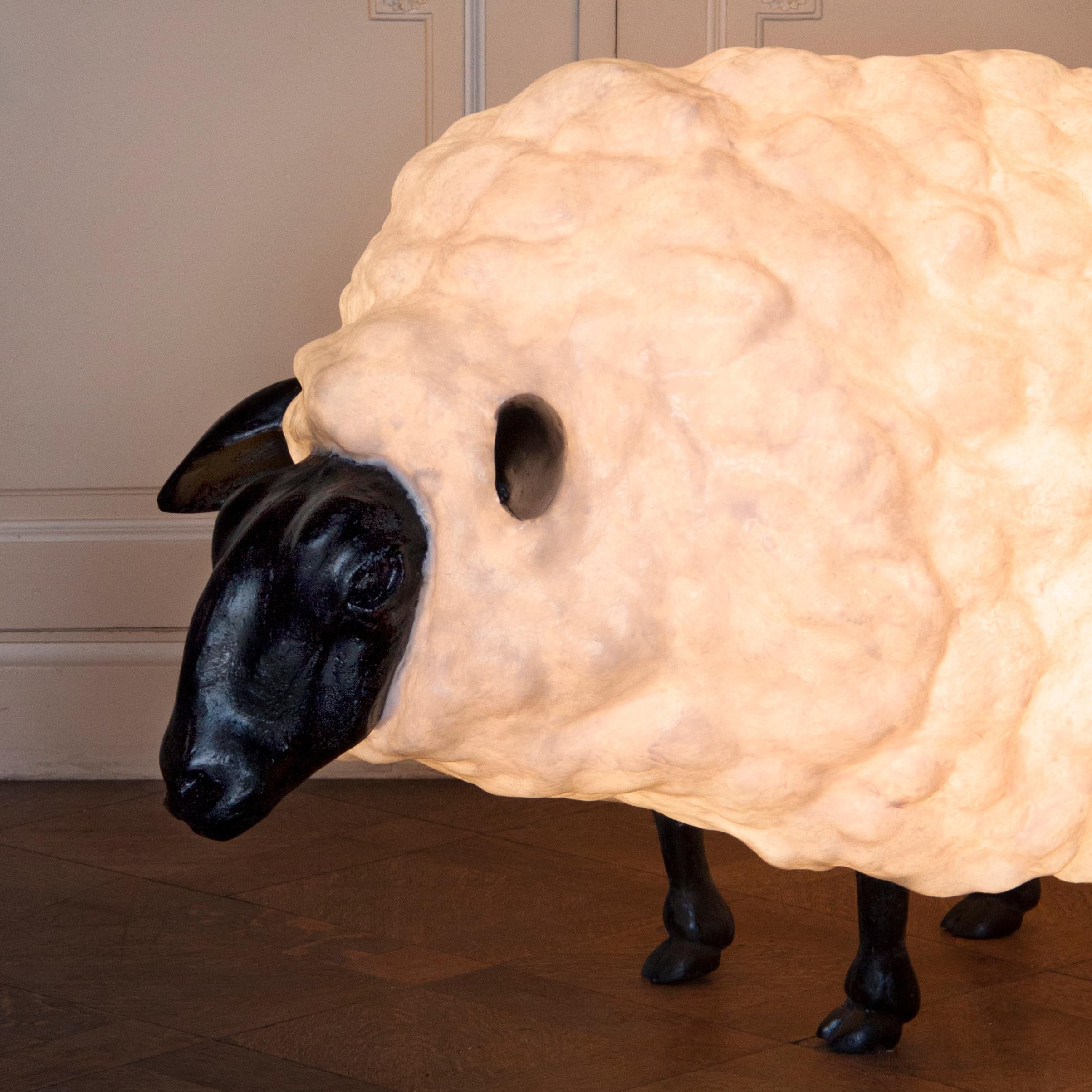 Molly light sculpture by Atelier Haute Cuisine
Dimensions: 65 x 11 x 75 cm

The cloned sheep Dolly gave us the inspiration to give the sheep cloning a go for ourselves. After the first sheep was sculpted, we cloned each body part separately so that