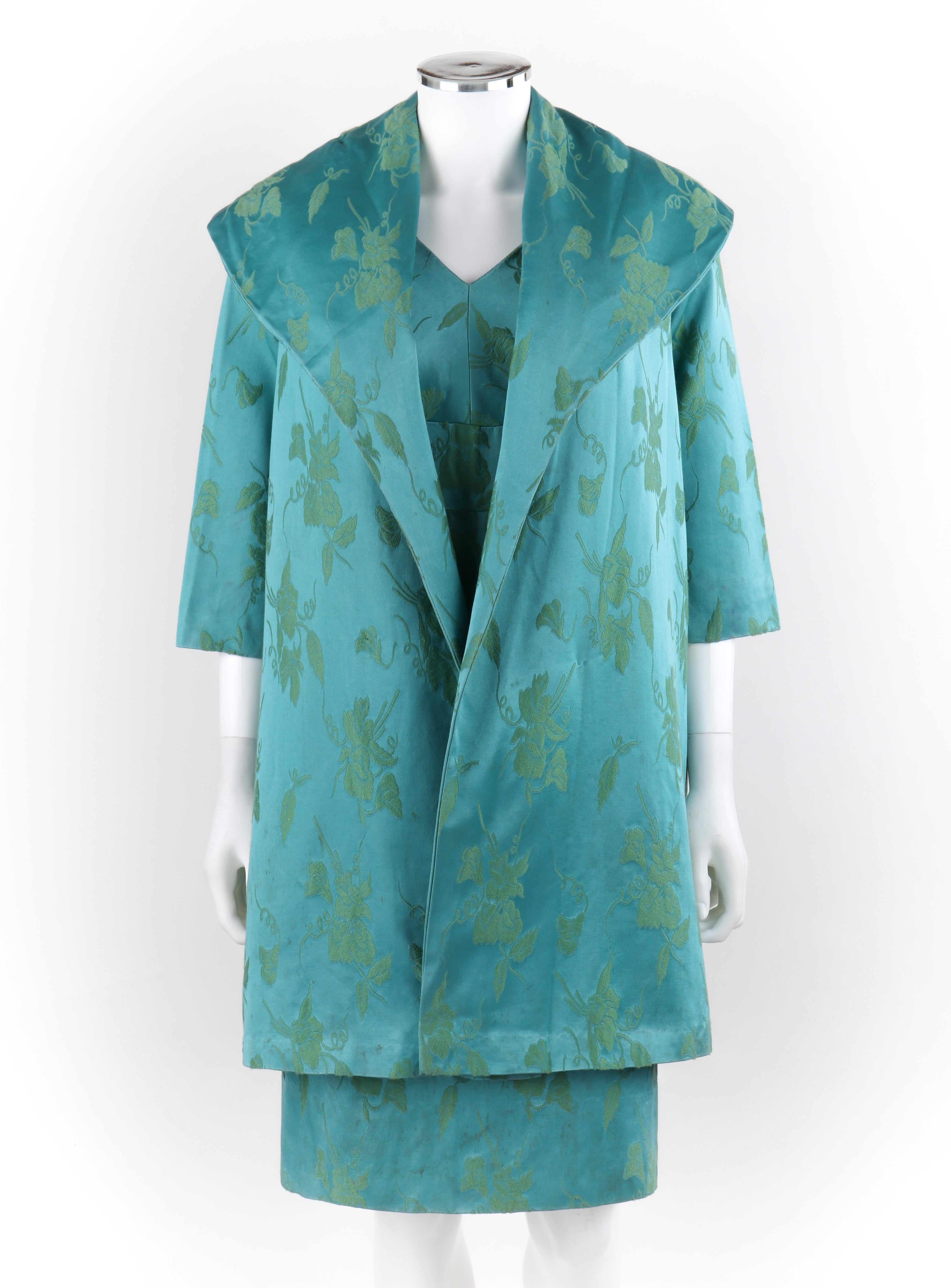 MOLLY MODES New York ca. 1950er 2-teiliges blau-grünes geblümtes Seidenkleid und Swing-Mantel-Set im Zustand „Relativ gut“ in Thiensville, WI