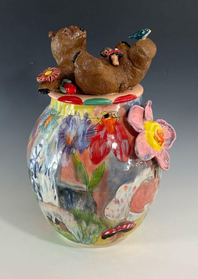 Relaxing Bear Jar