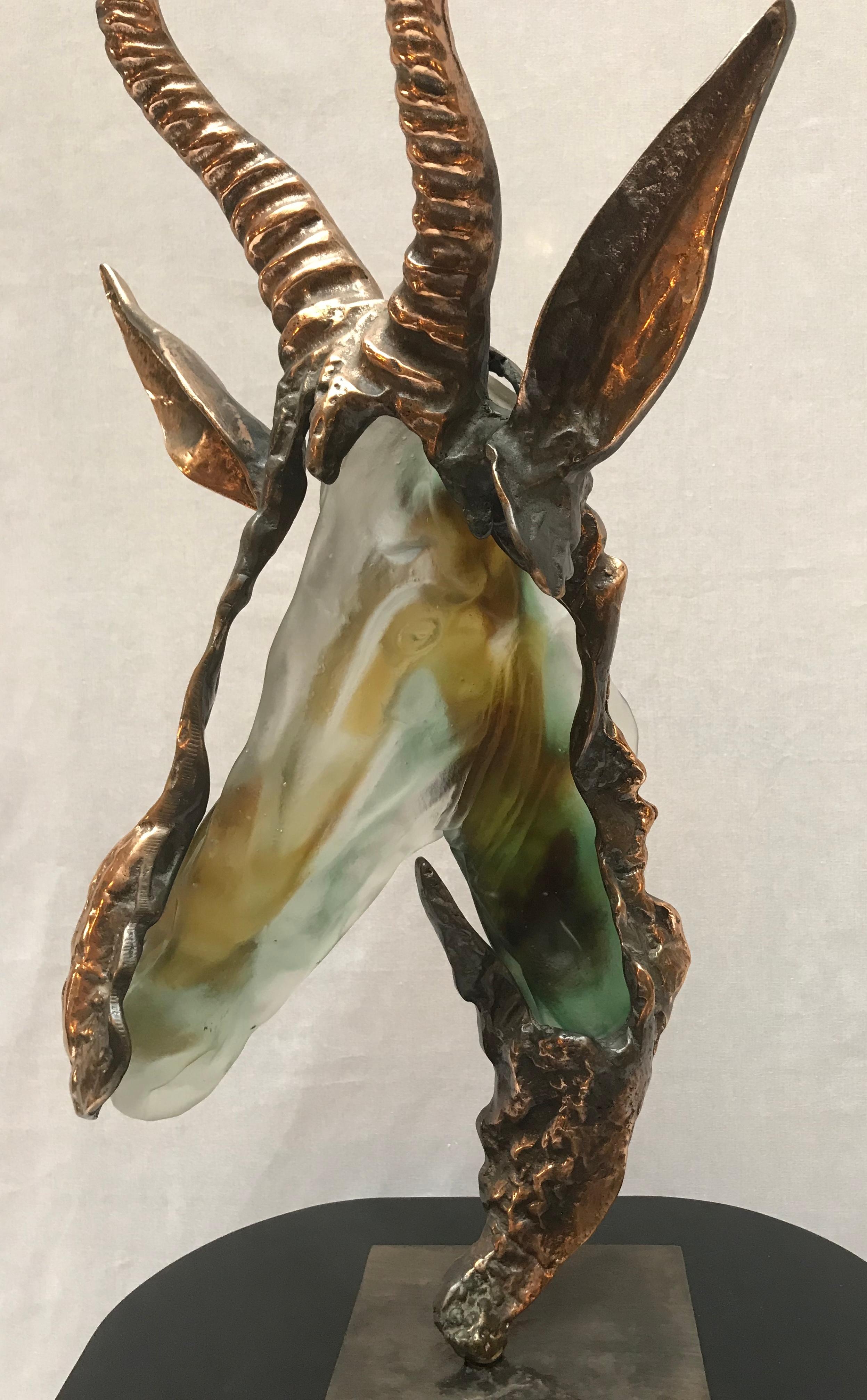 Molten Glass and Bronze Figurative Sculpture, Mid-Century Modern In Excellent Condition For Sale In Saint-Ouen, FR