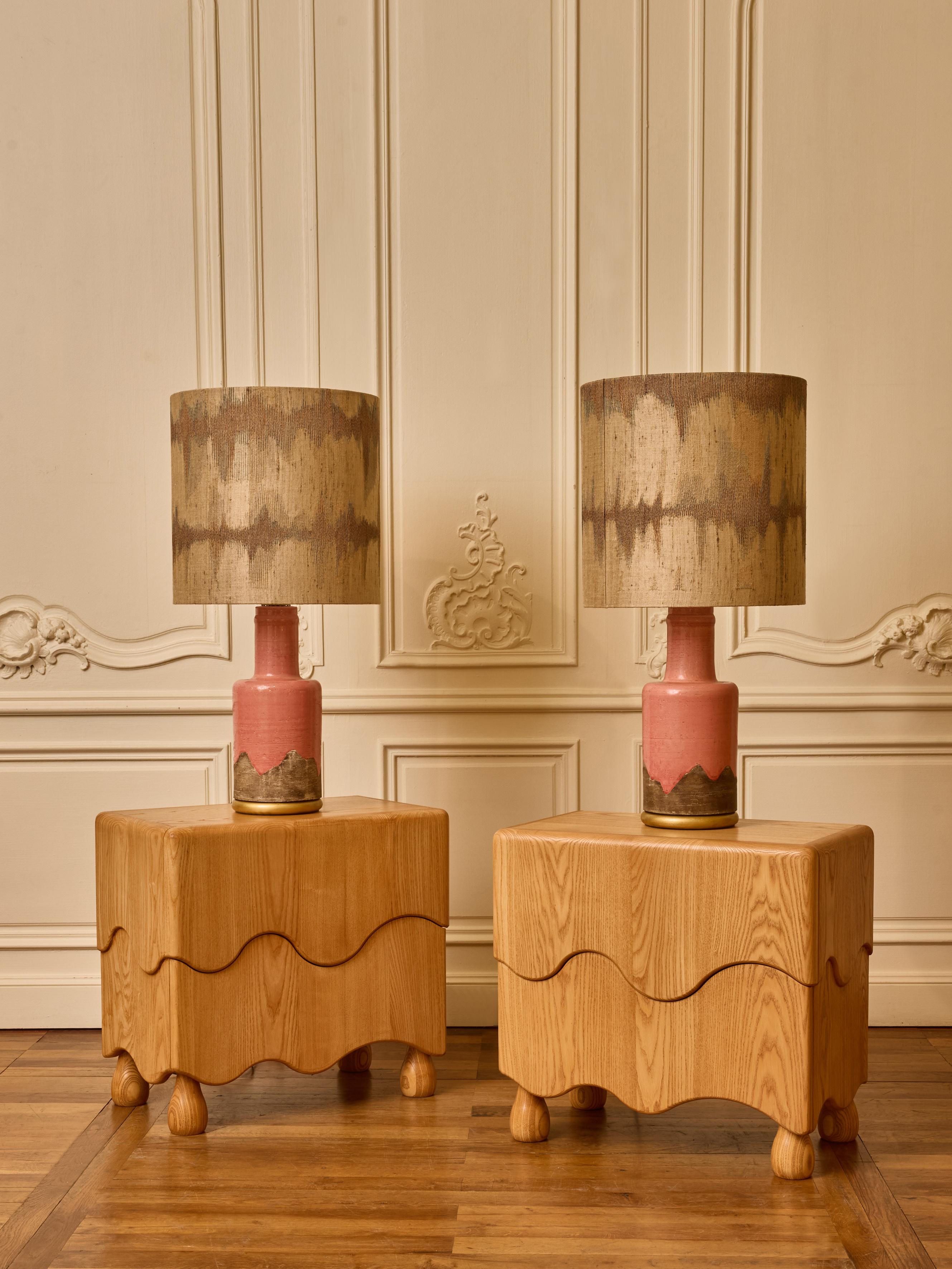 Paire de tables de nuit 