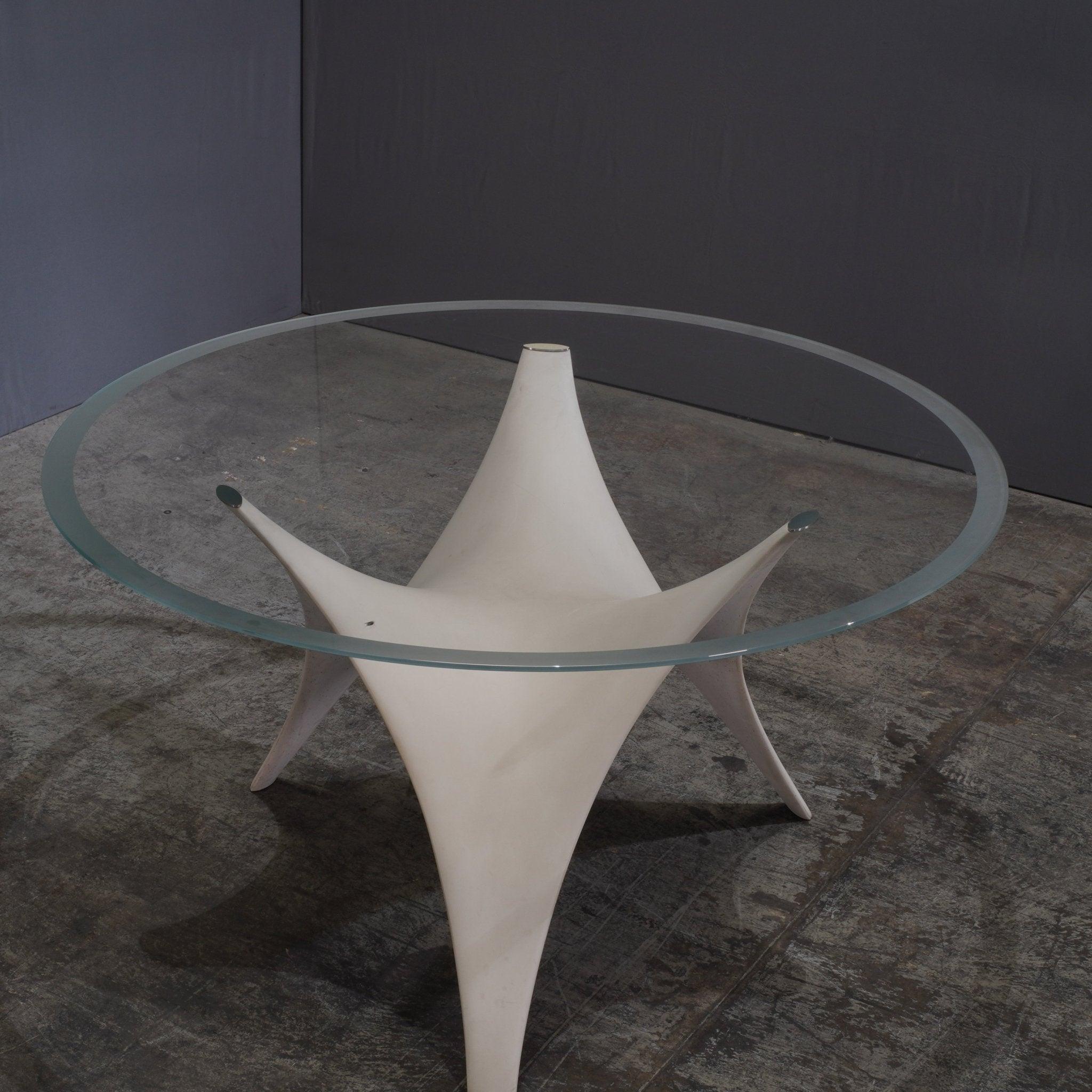 Modern Molteni & C Arc Dining Table by Foster & Partners