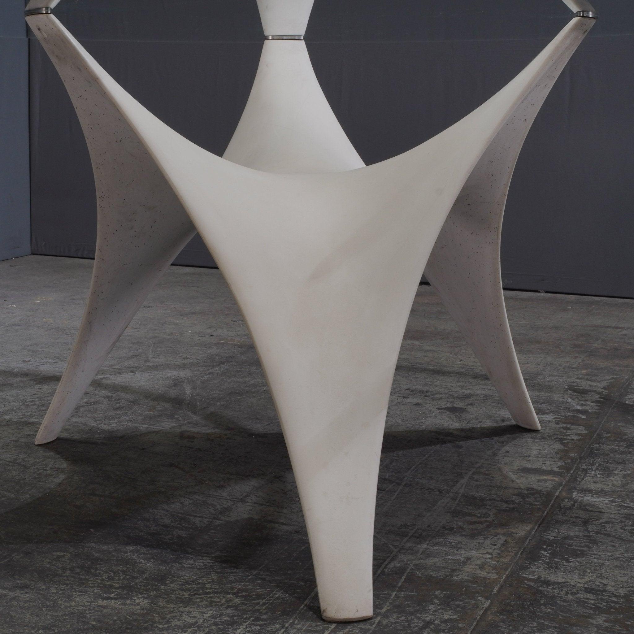 Molteni & C Arc Dining Table by Foster & Partners In Good Condition In Basildon, London