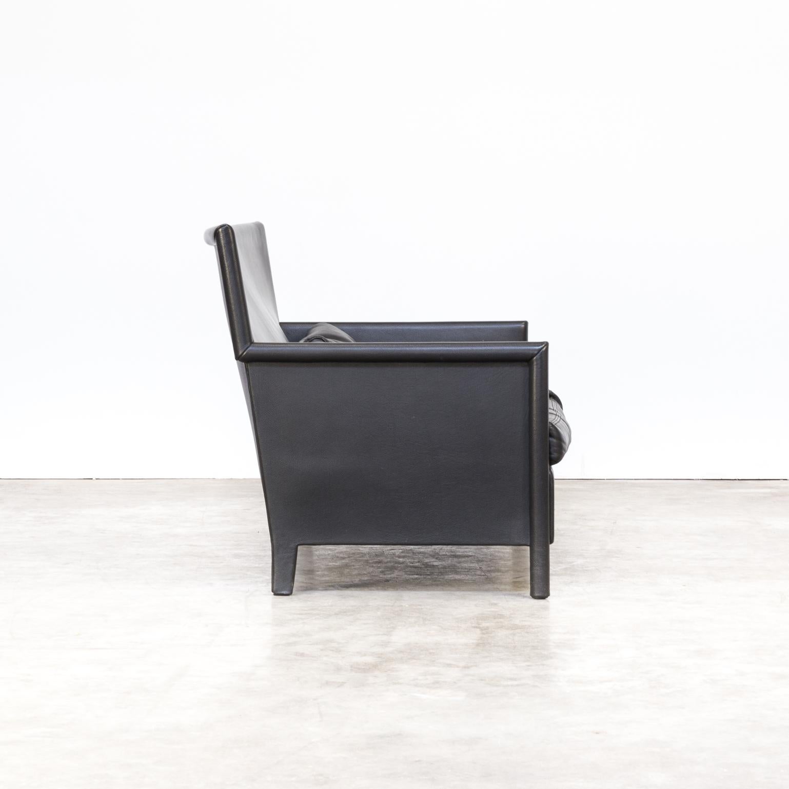 Mid-Century Modern Molteni & C Black Leather Double Seat Sofa For Sale
