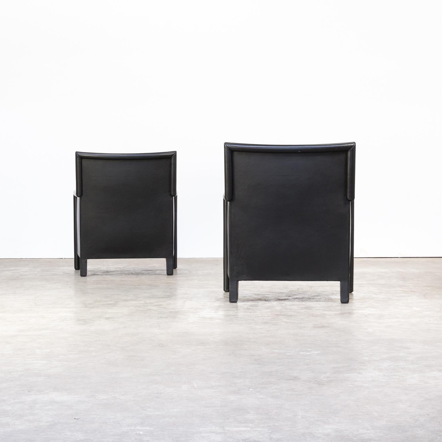 Late 20th Century Molteni & C Black Leather Lounge Fauteuil Set of 2 For Sale