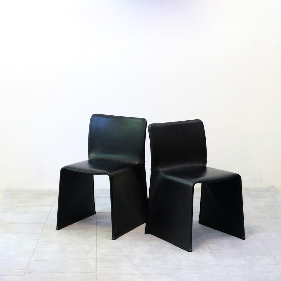 Glove Leather Dining Chairs By Patrícia Urquiola for Molteni   Italy In Good Condition In Debrecen, HU