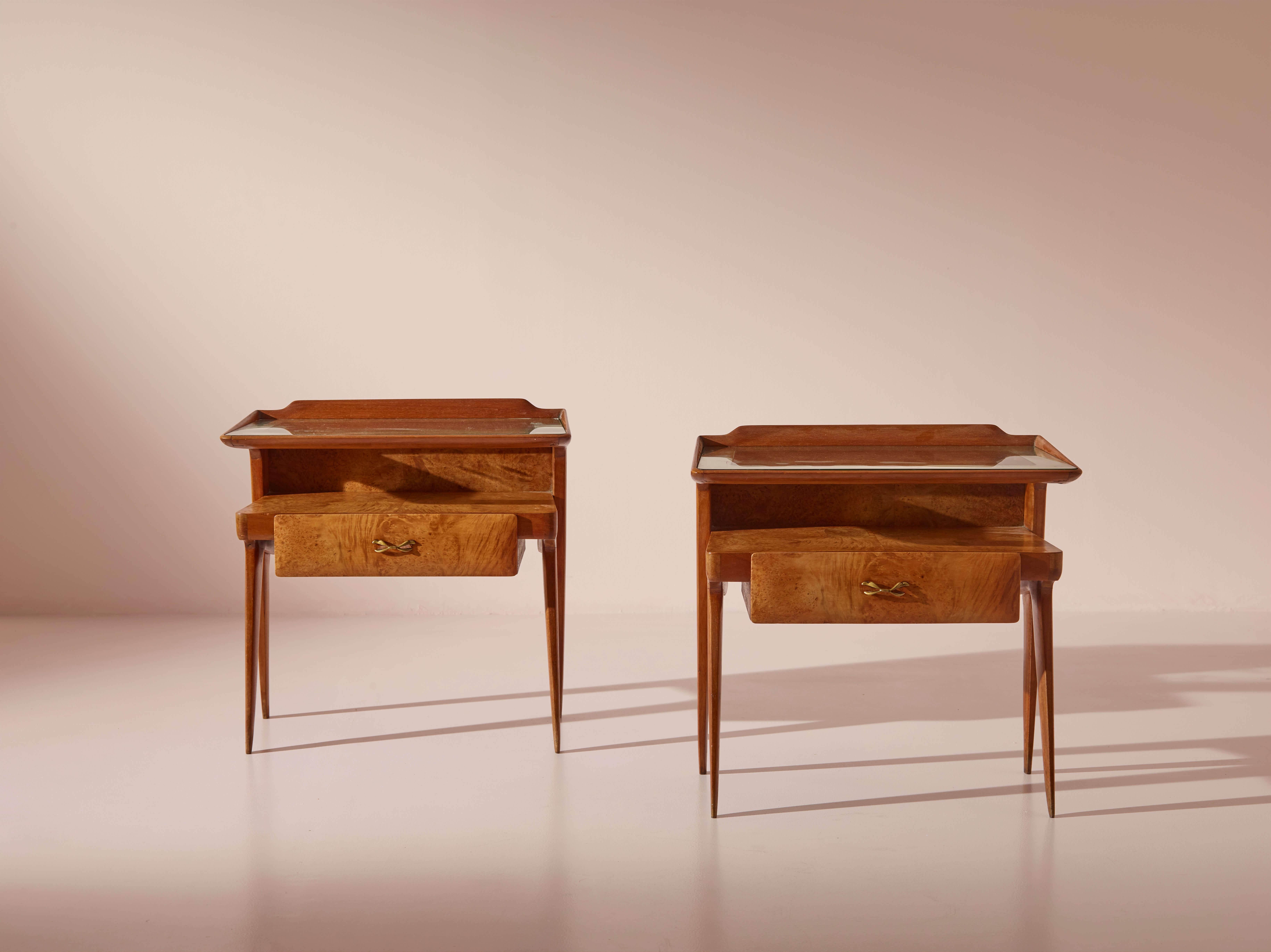 Mid-Century Modern Molteni night stands in walnut and walnut burl, Italy, 1950s