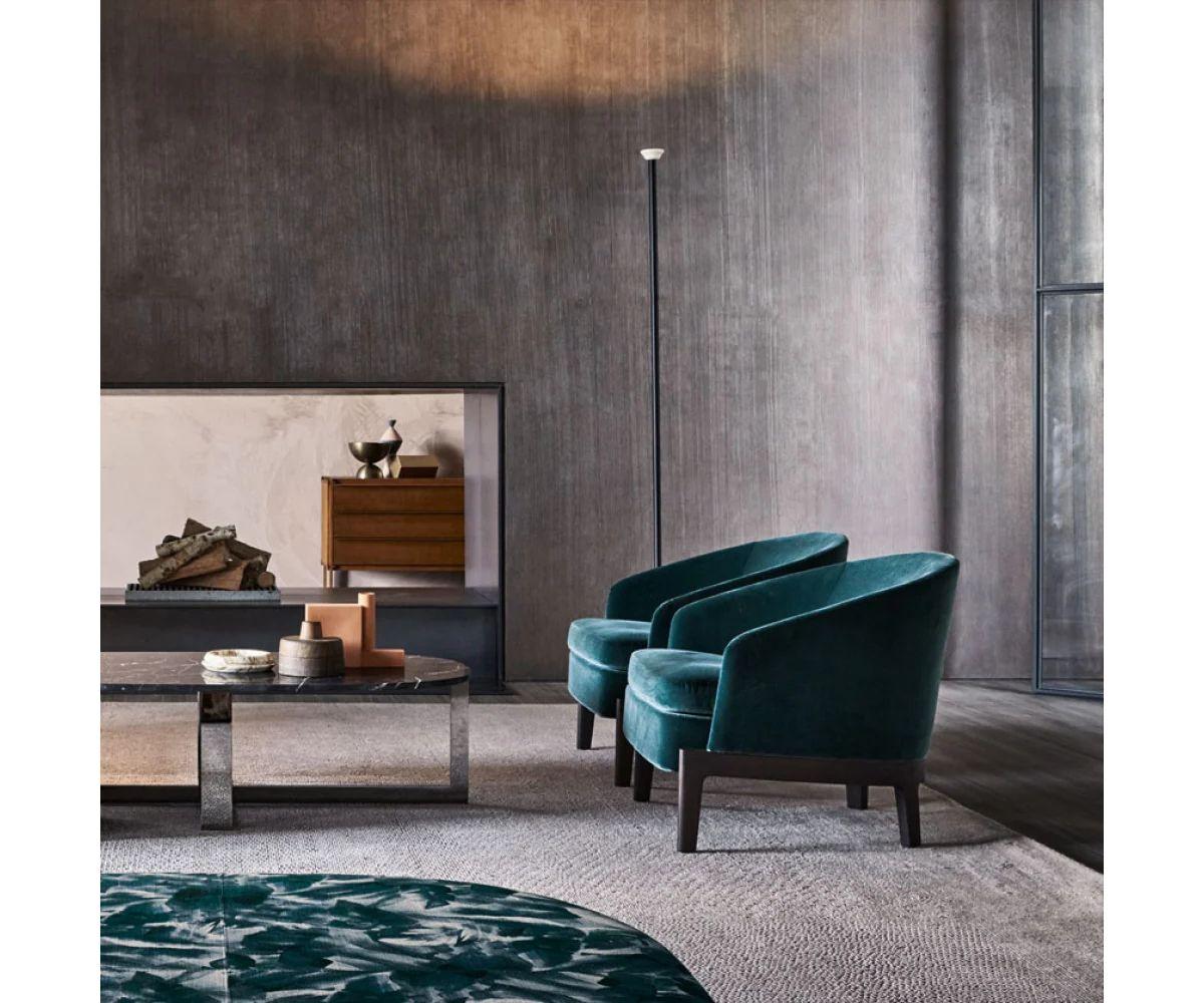 Molteni&C Chelsea Green Velvet Arm Chair by Rodolfo Dordoni In Good Condition For Sale In Boston, MA