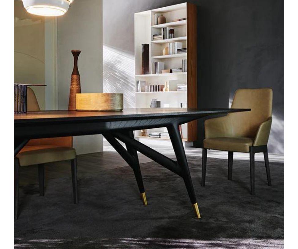 Molteni&C D.859.1A Dining Table by Gio Ponti  In New Condition For Sale In Boston, MA
