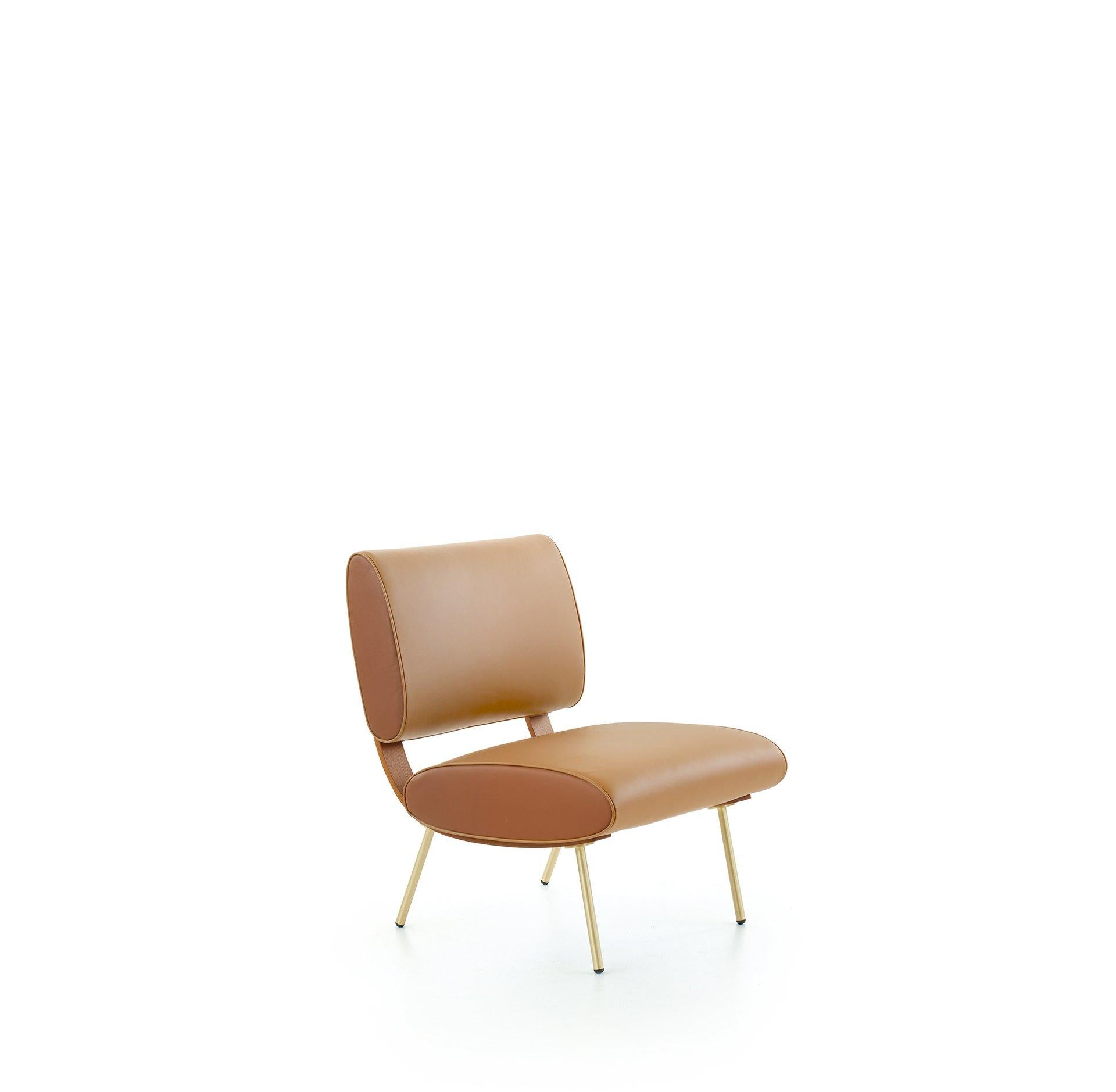 Italian Armchair in Leather Molteni&C by Gio Ponti Round D.154.5 - made in Italy For Sale