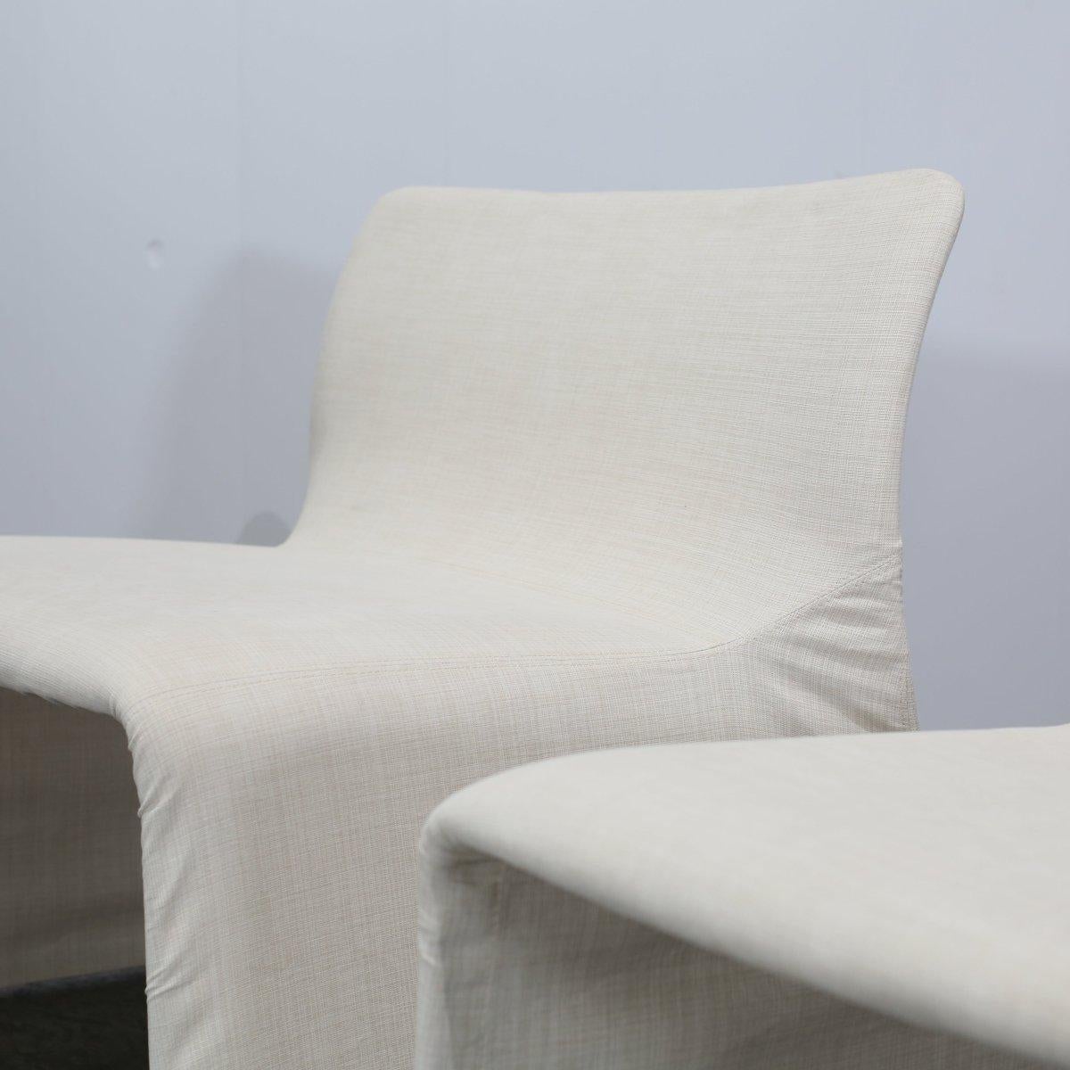 Molteni&C Glove Armchairs by Patricia Urquiola, Set of Two (Fauteuils à gants de Patricia Urquiola) Bon état - En vente à Basildon, London
