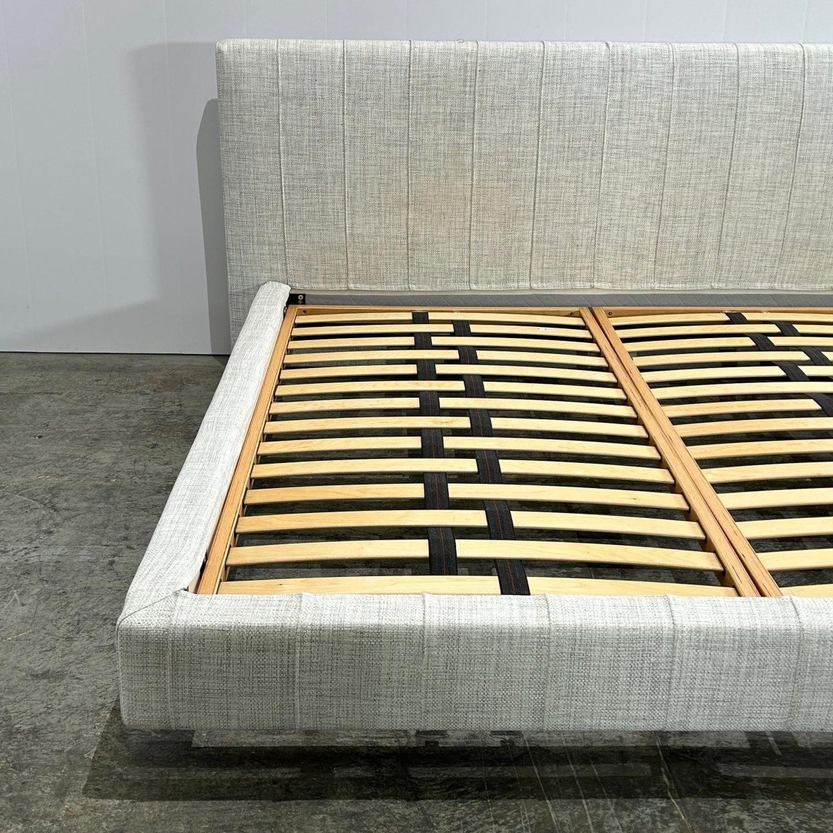Moderno Letto a onde alte Molteni&C di Hannes Wettstein in vendita