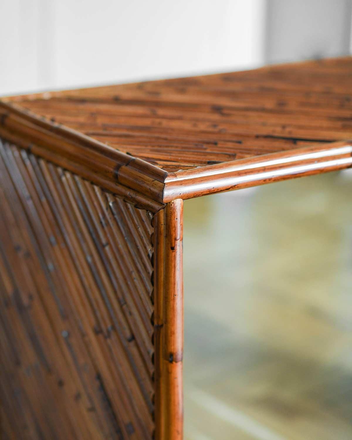 Table basse en bambou Molto (édition limitée) en vente 1