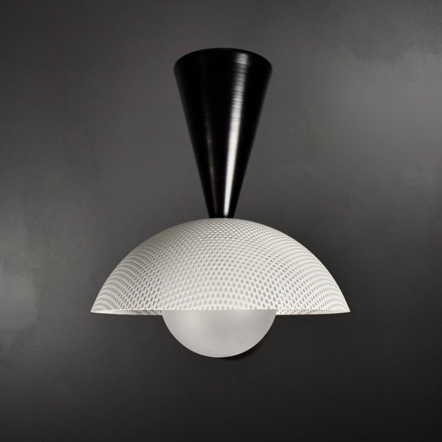 Molto Wall-Mount Reading Lamp in Bronze and Enameled Mesh by Blueprint Lighting In New Condition For Sale In New York, NY