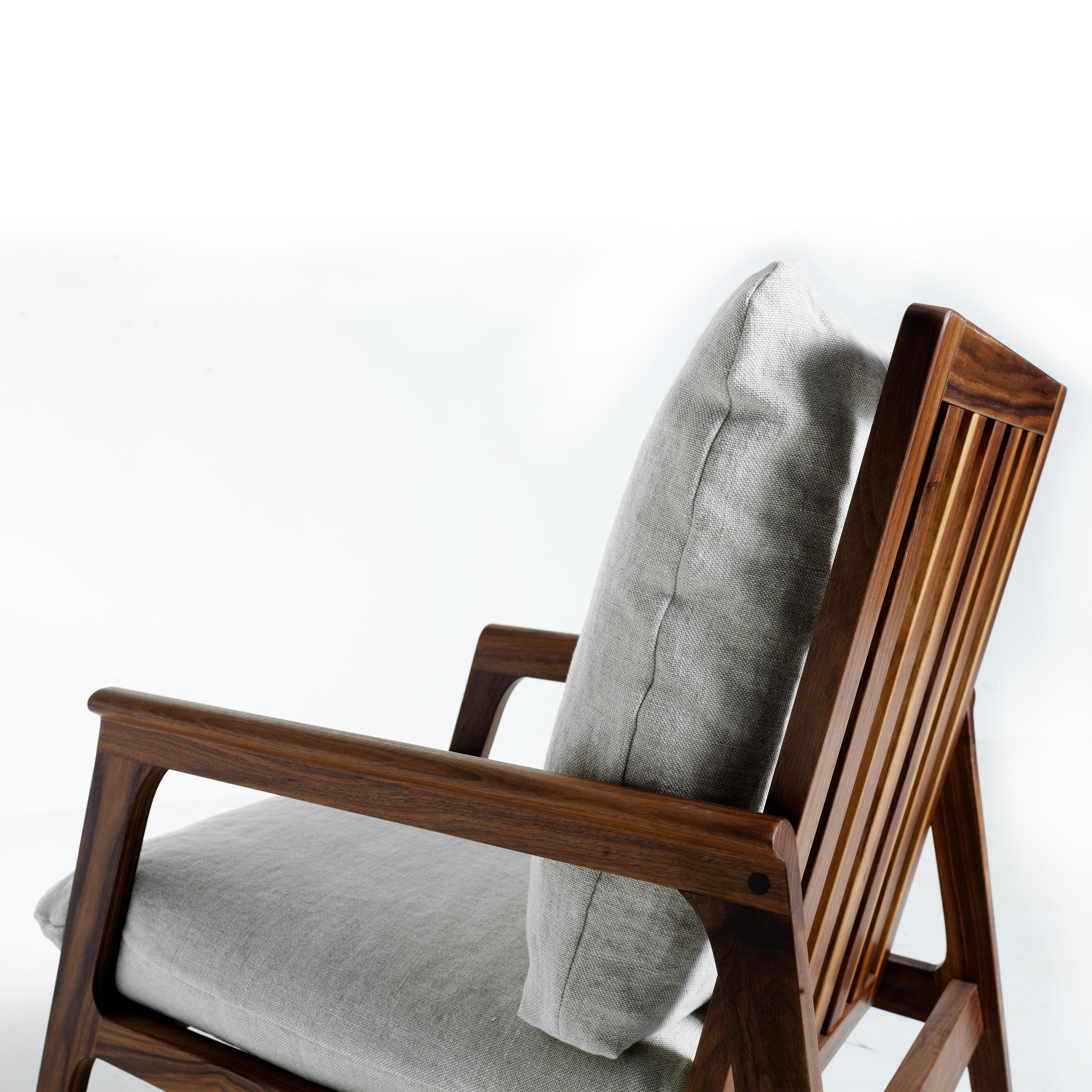 Leather Momento Solid Wood Armchair, Walnut in Hand-Made Natural Finish, Contemporary For Sale