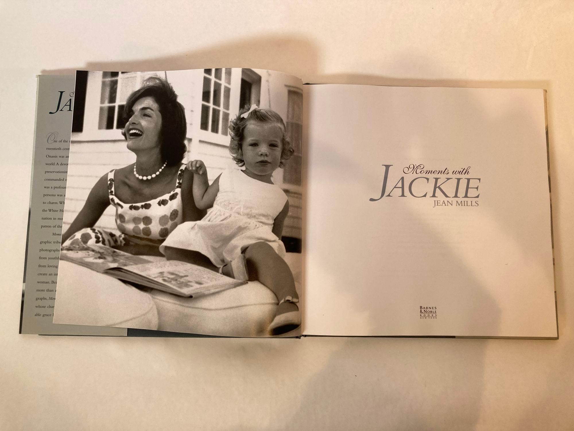 20ième siècle Livre à couverture rigide « Moments with Jackie » de Jean Mills en vente