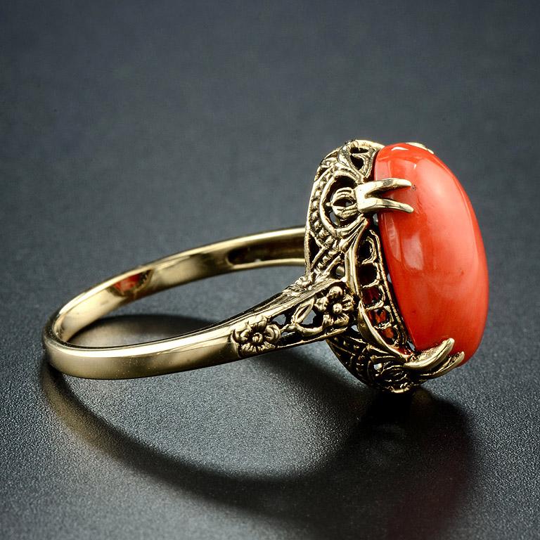 Victorian Momo Coral Cocktail Ring