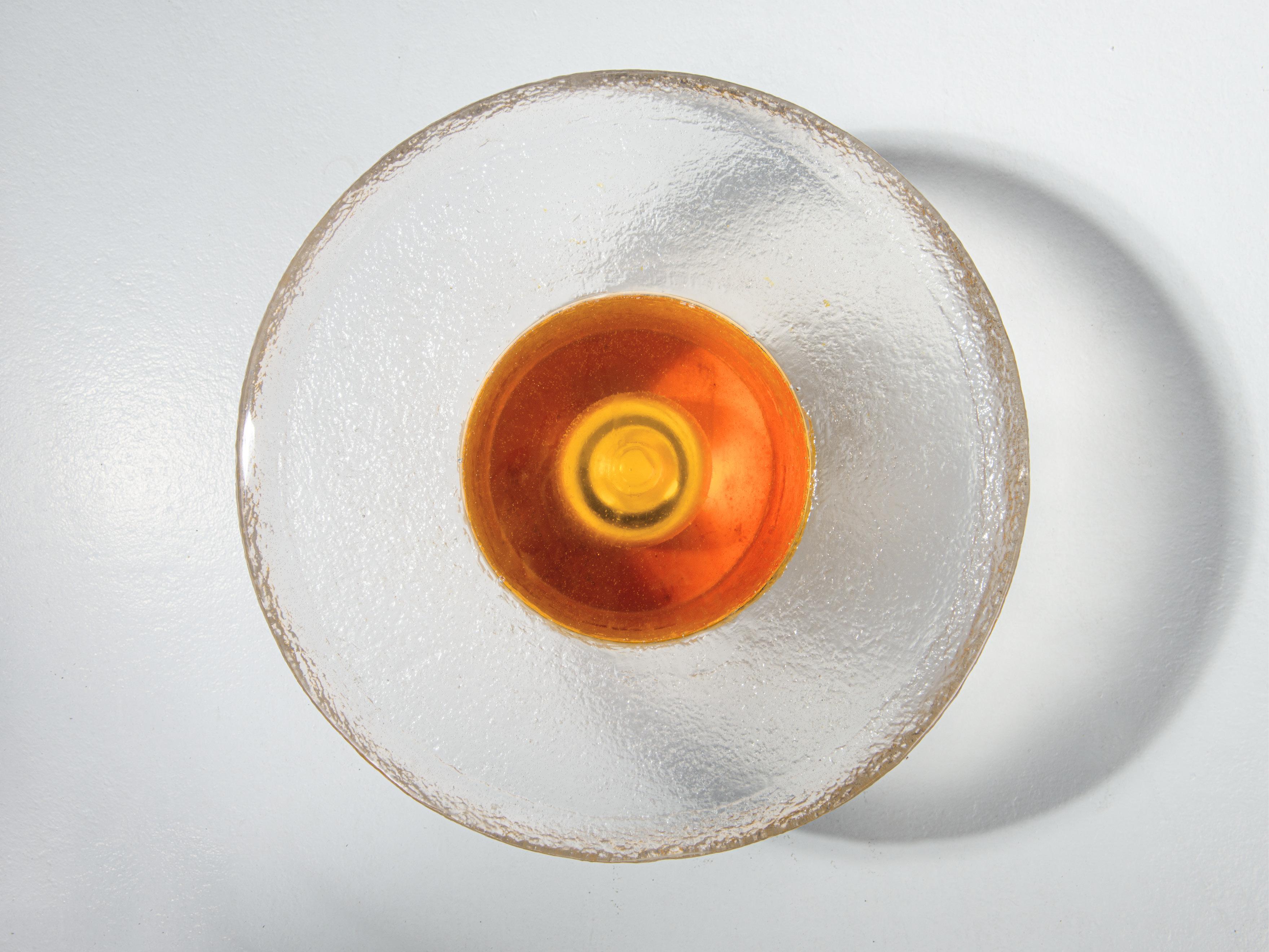 Momo collection of coffee tables is characterised by a contemporary and sophisticated aesthetic, suitable to enrich any ambience with a unique and distinctive design. Obtained thanks to a sequence of casting of resin-based materials, Momo coffee