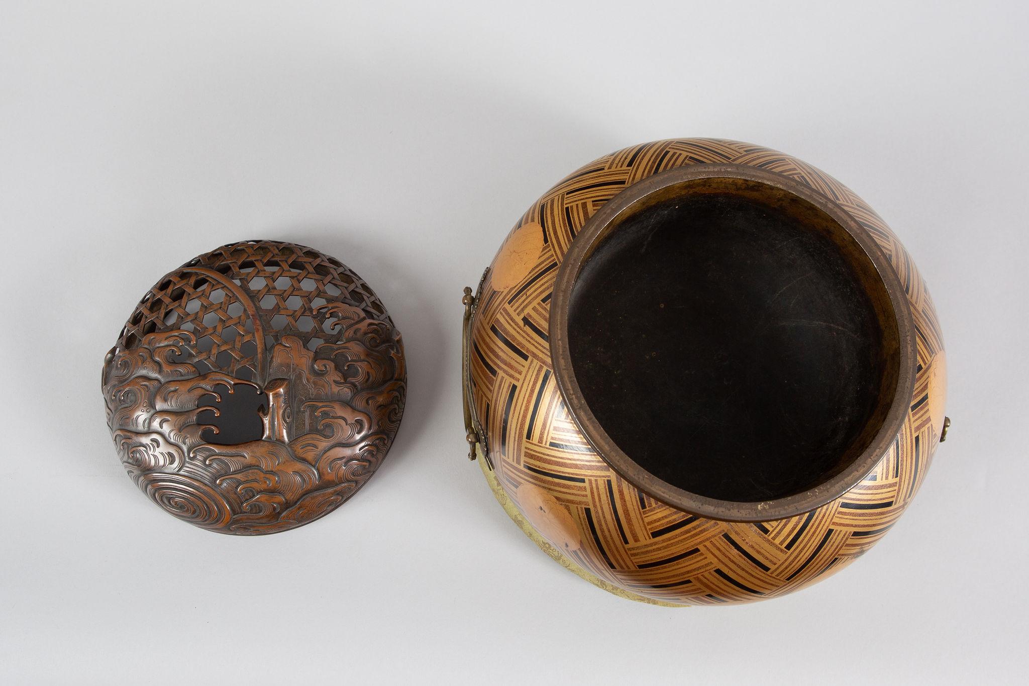 „ Weihrauchbrenner“ ( Koro) aus dem frühen 17. Jahrhundert (Kupfer) im Angebot
