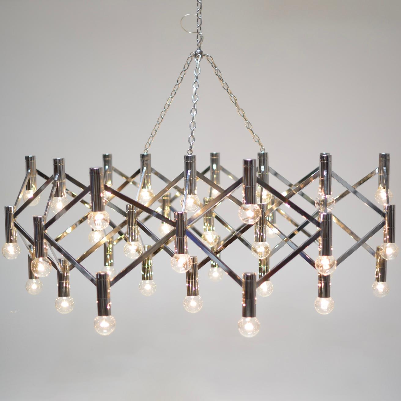 Monumental 1970s Italian Modern Chandelier 5