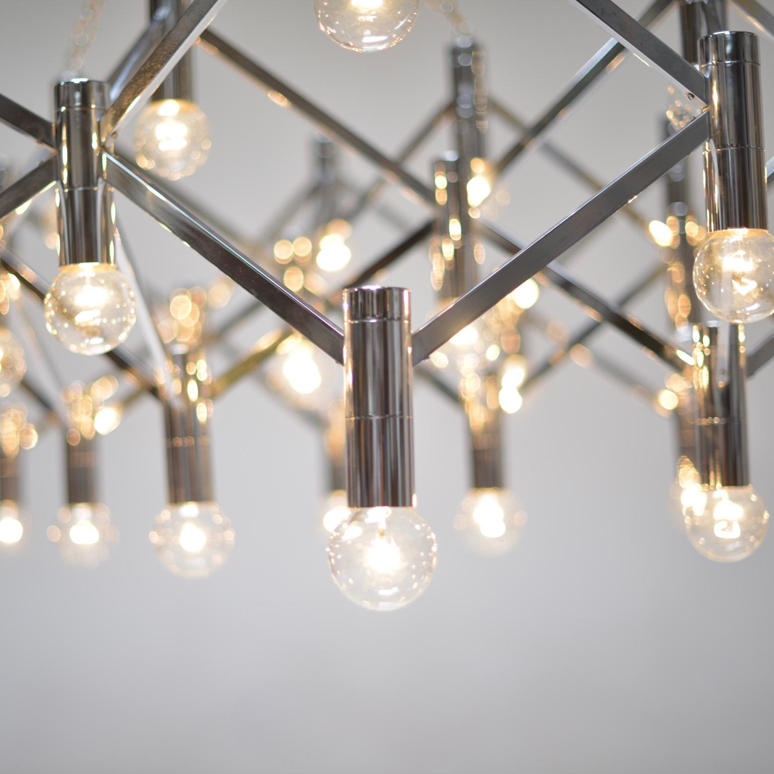 Monumental 1970s Italian Modern Chandelier 6