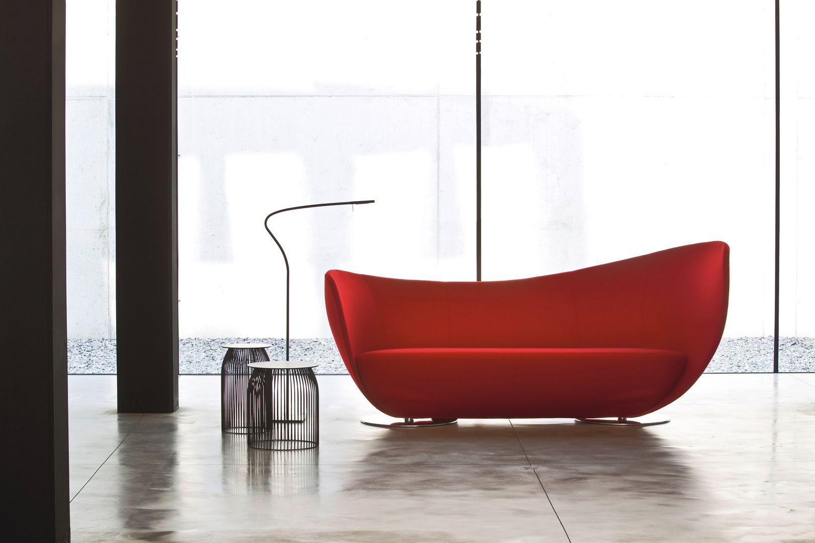 Das Sofa Mon Cœur ist zu einer Ikone von La Cividina geworden. Sie gibt der Liebe zum Design eine konkrete Form und vereint Ausdruckskraft und technisches Know-how in perfekter Weise: Ununterbrochene Kurven fließen in einer skulpturalen Darstellung