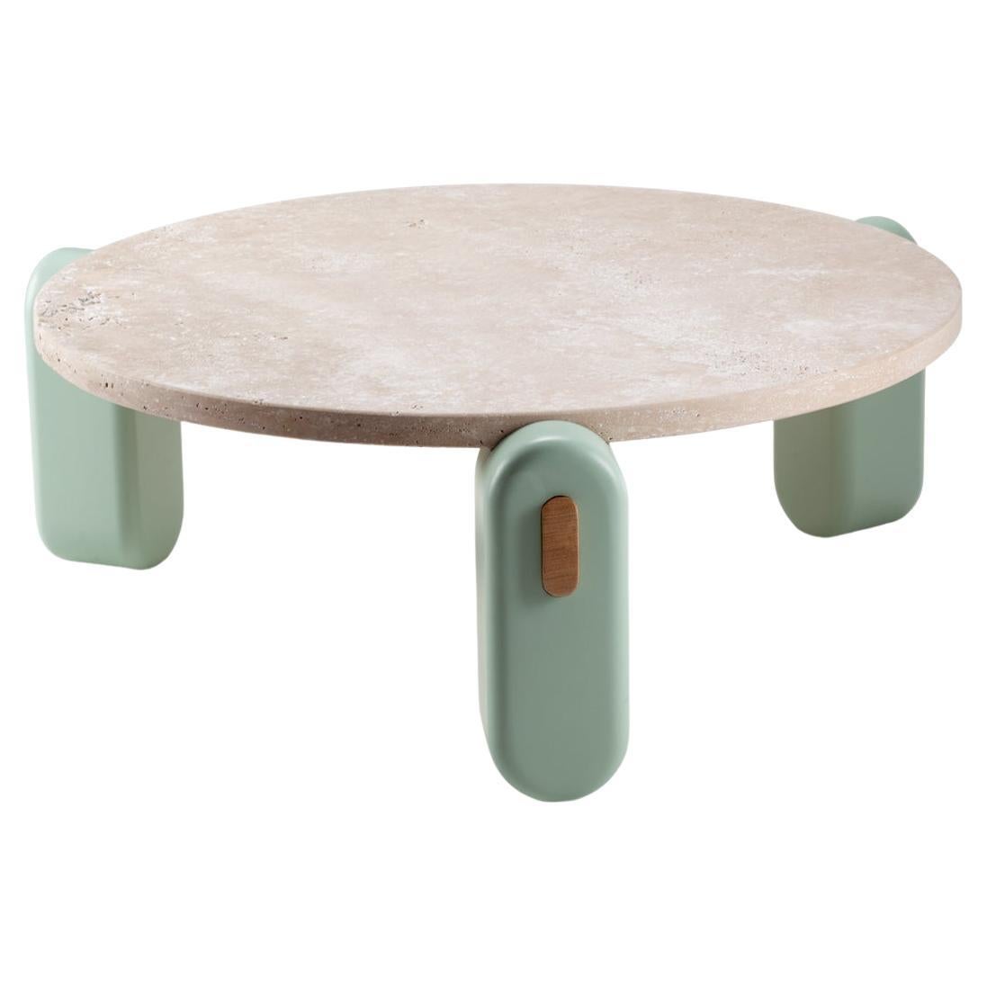 Table centrale Mona avec plateau en travertin, pieds laqués en jade et structure en bois