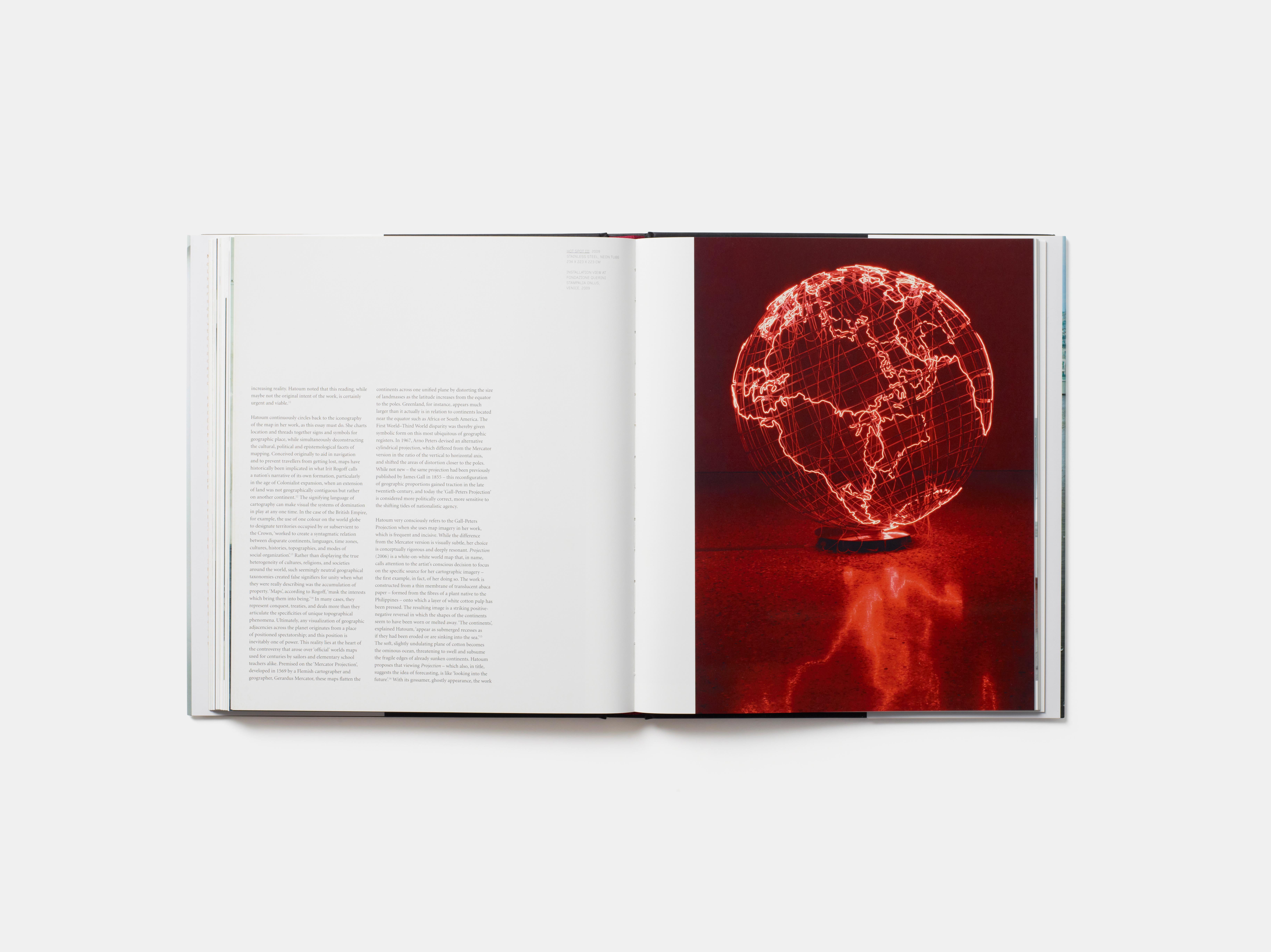 Papier Mona Hatoum Édition revue et augmentée (Phaidon Contemporary Artists Series) en vente
