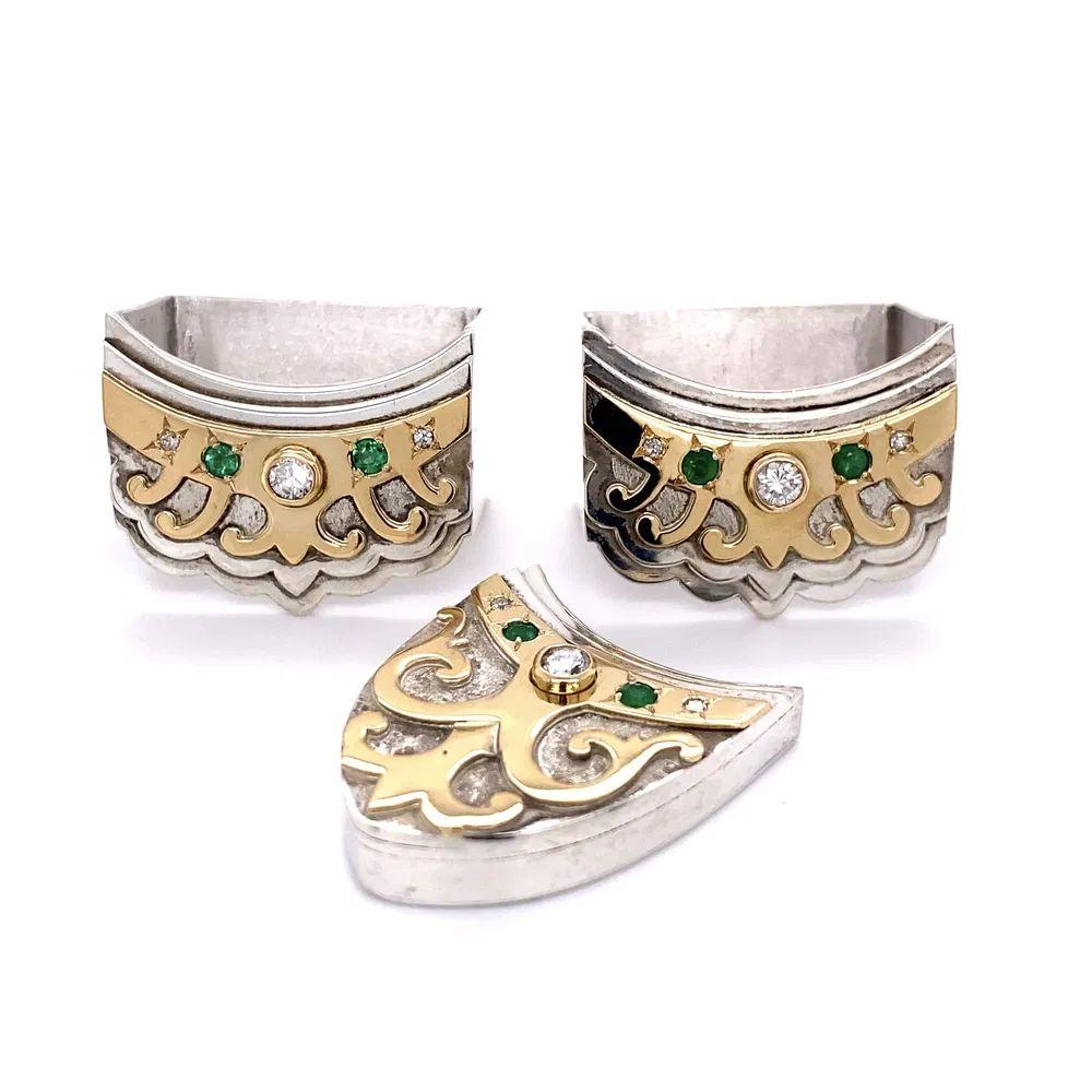 da uomo o donna Mona Van Riper Designer Tsavorite e diamanti Set di fibbie in oro e argento da 4 pezzi in vendita