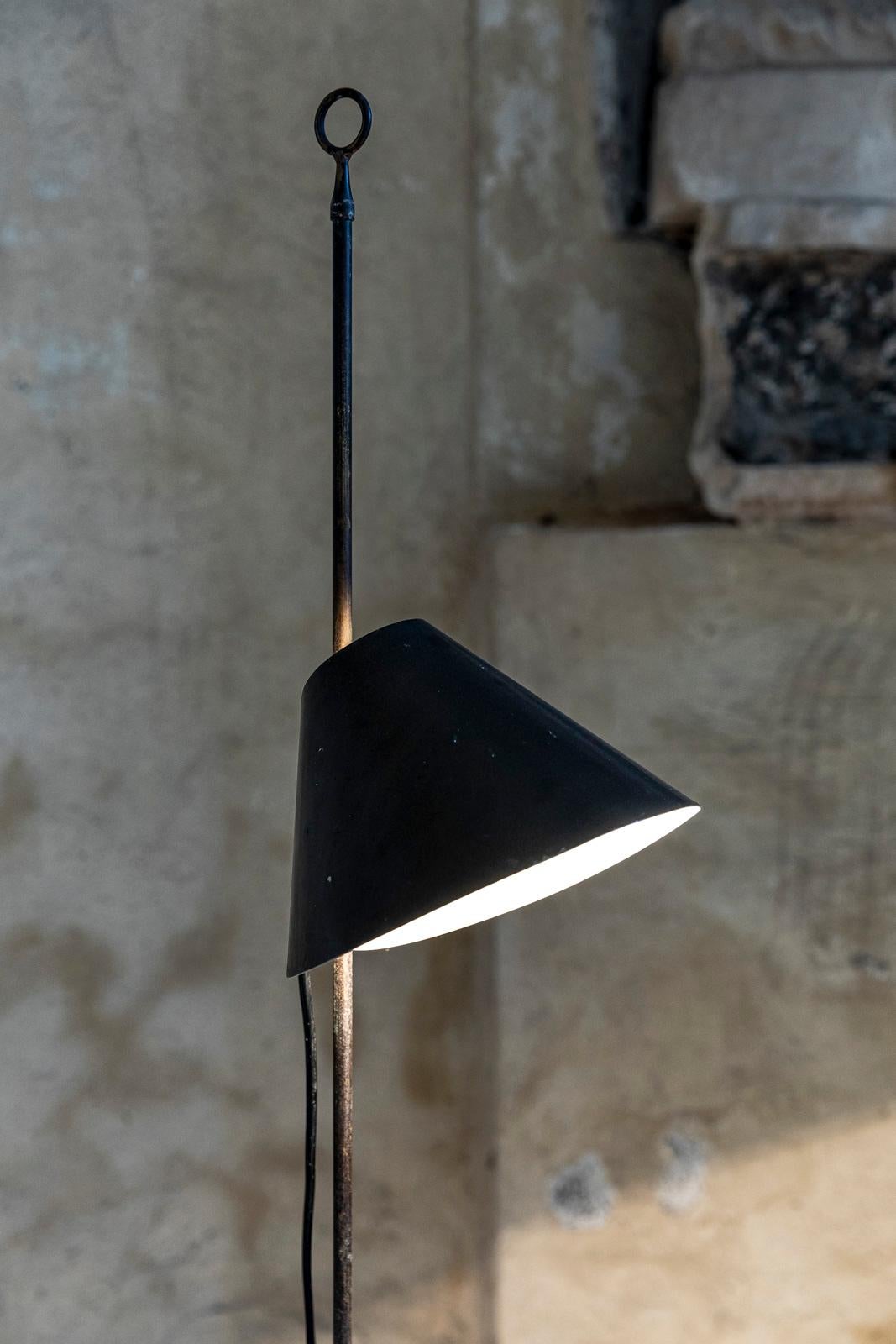 Monachella Floor Lamp by Luigi Caccia Dominioni 2