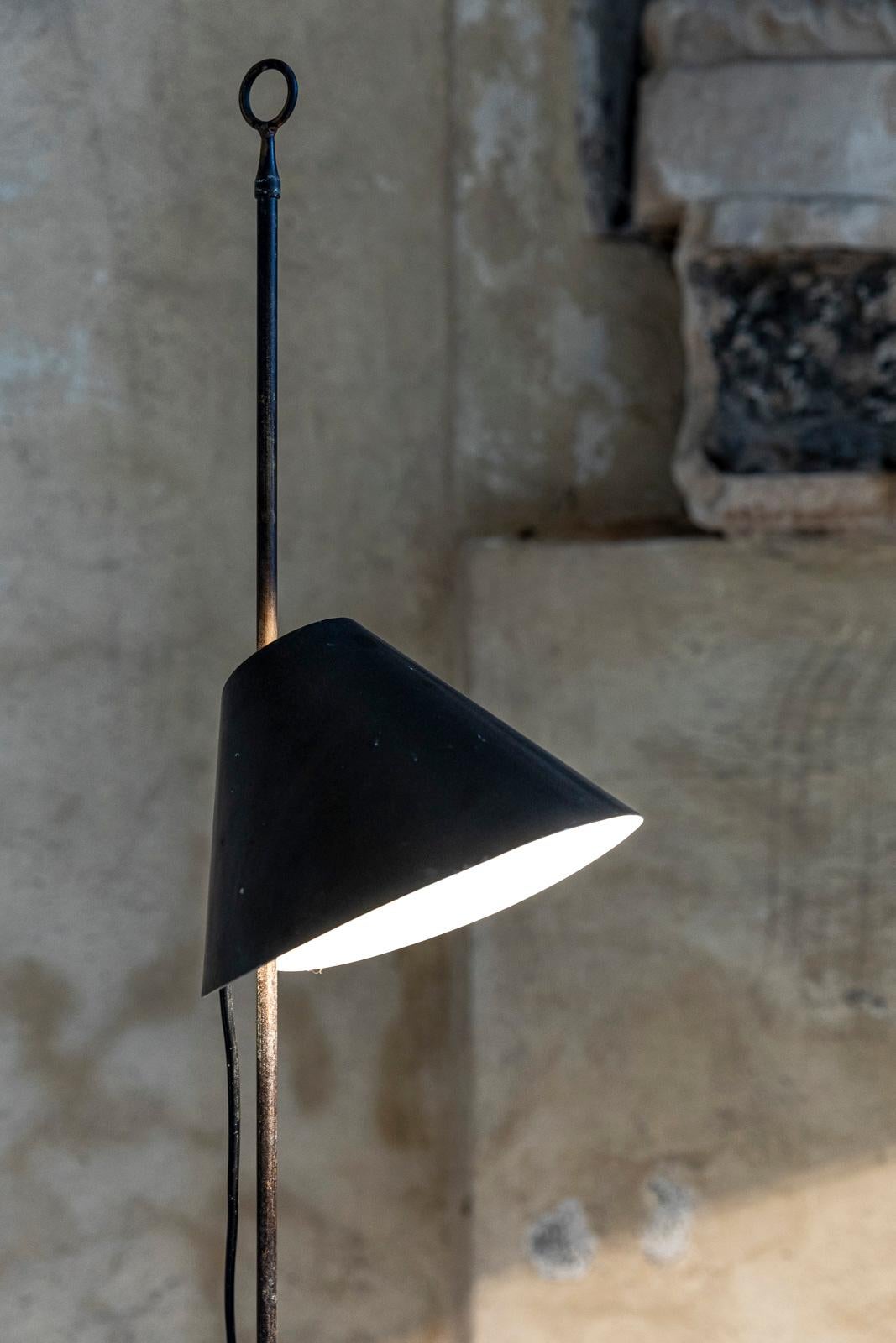 Monachella Floor Lamp by Luigi Caccia Dominioni 1