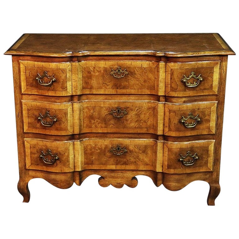 Georgian Walnut Chests 37 For Sale On 1stdibs