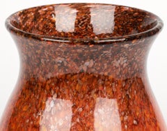 Vase en verre d'art orange et Brown Monart Scottish Art Deco Large